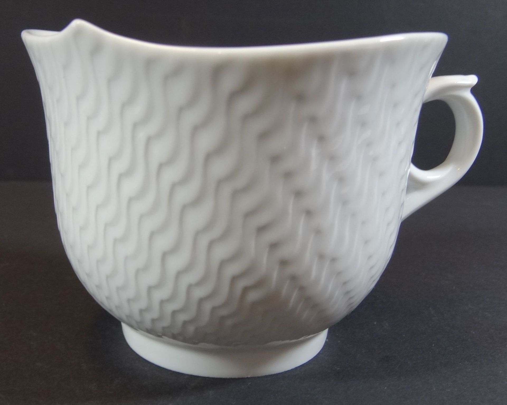 moderne groasse Tasse "Meissen", Weißporzellan, 1.Wahl, H-8 cm, D-10 cm