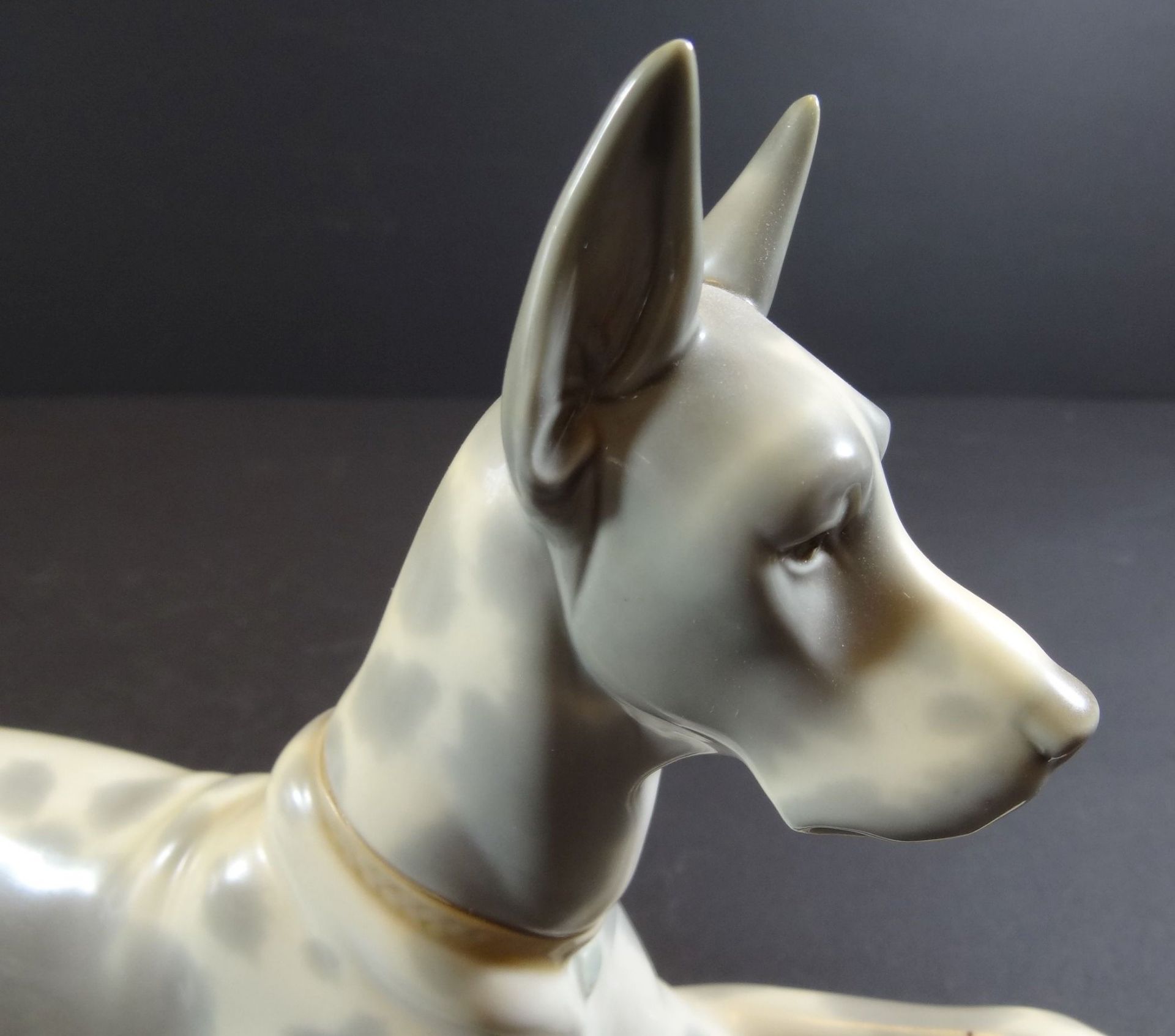 grosse liegende Dogge "Lladro", H-16 cm, L-31 cm - Bild 4 aus 6