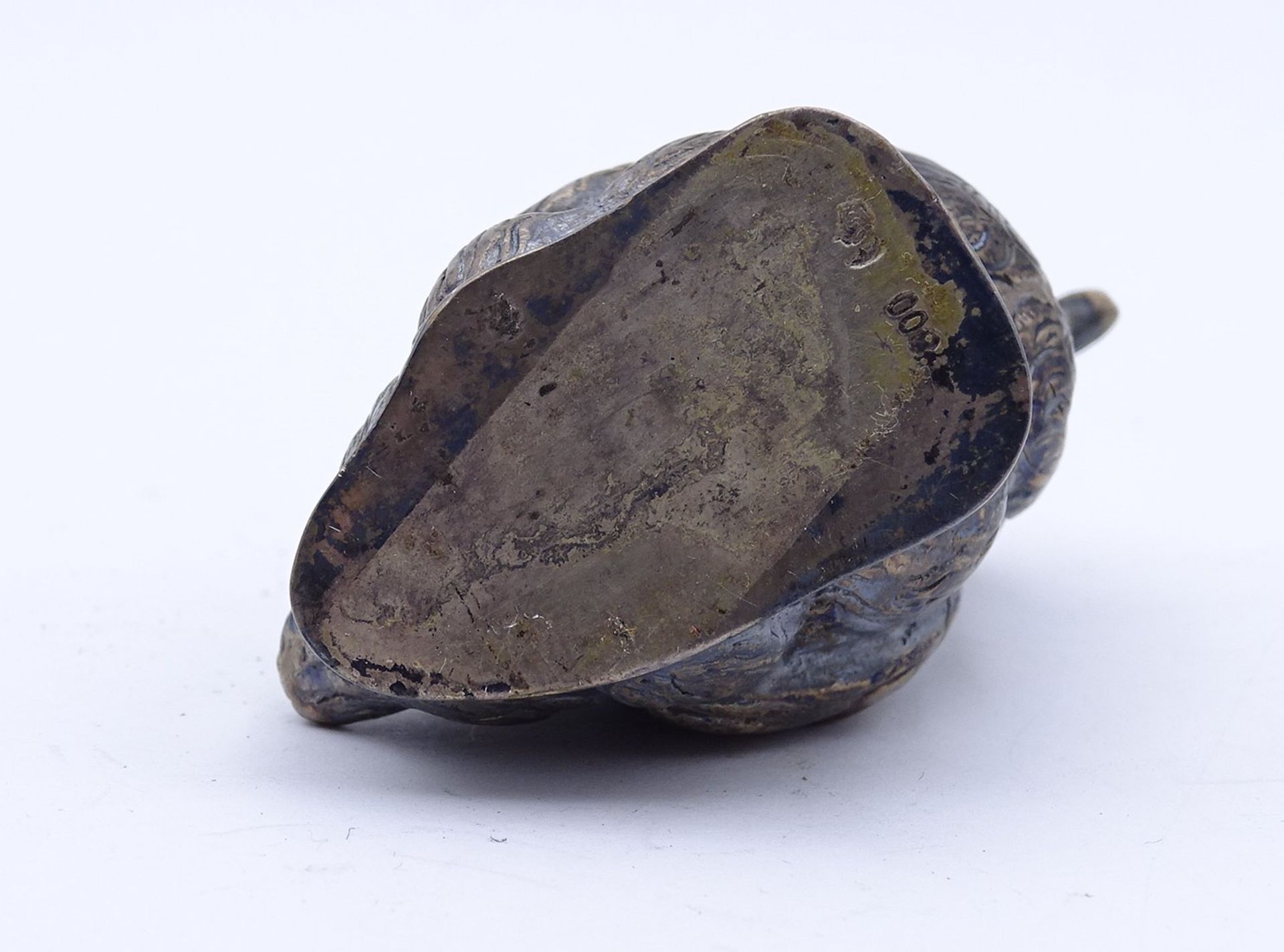 Einzelner figürlicher Streuer, Silber 0.800, H. 4,5cm, 46g. - Bild 4 aus 4
