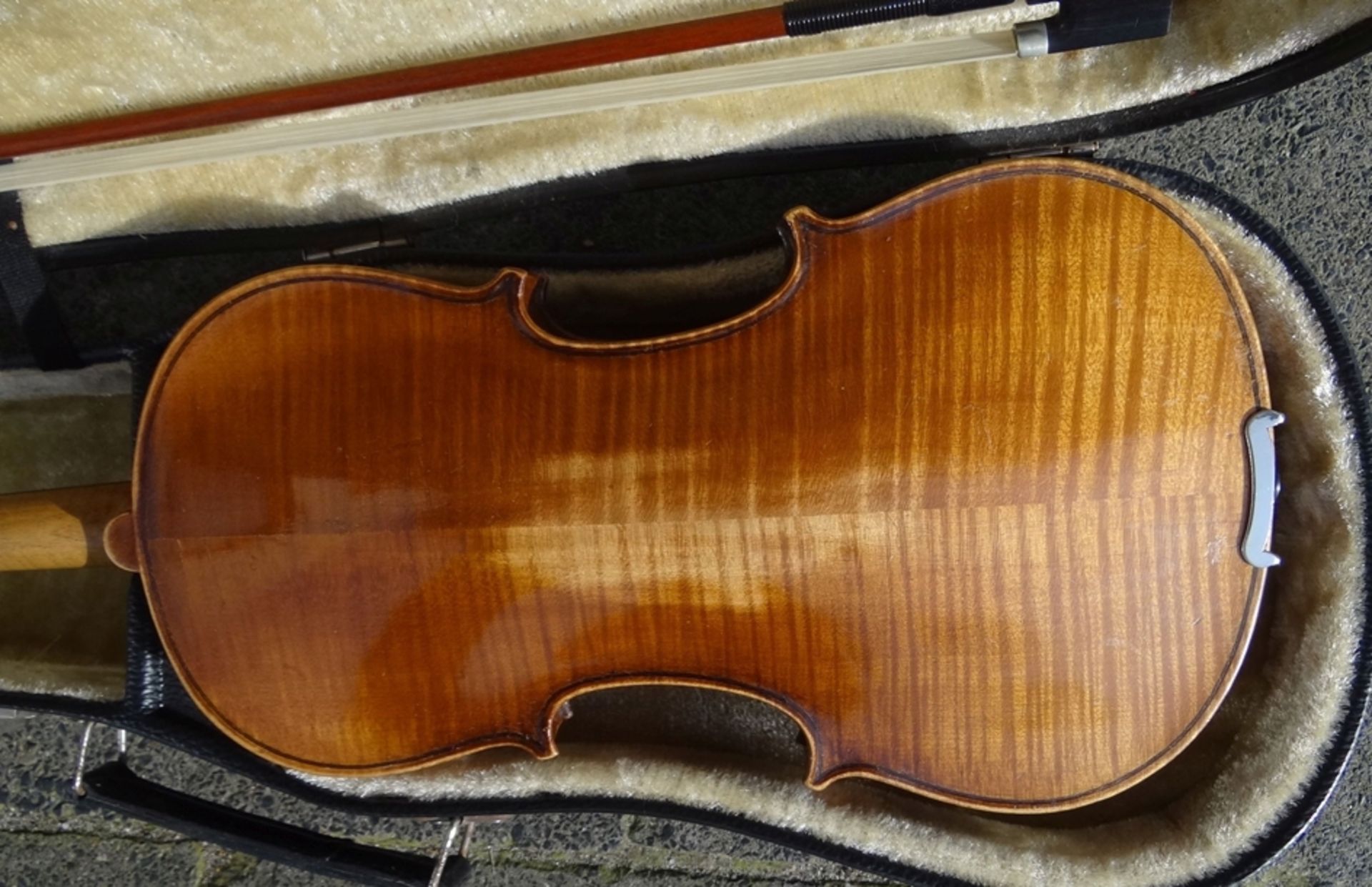 alte Geige in Koffer, guter Zustand, mit Bogen, Geige L-60 cm, - Bild 5 aus 7