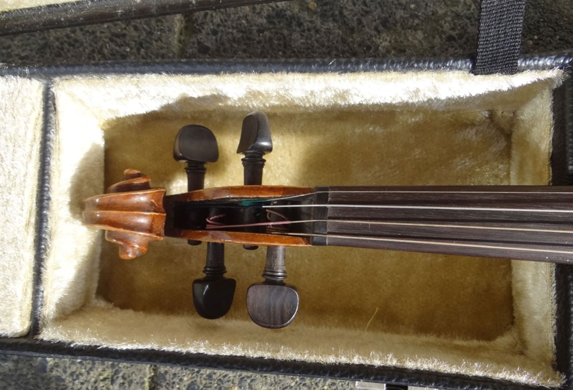 alte Geige in Koffer, guter Zustand, mit Bogen, Geige L-60 cm, - Bild 4 aus 7