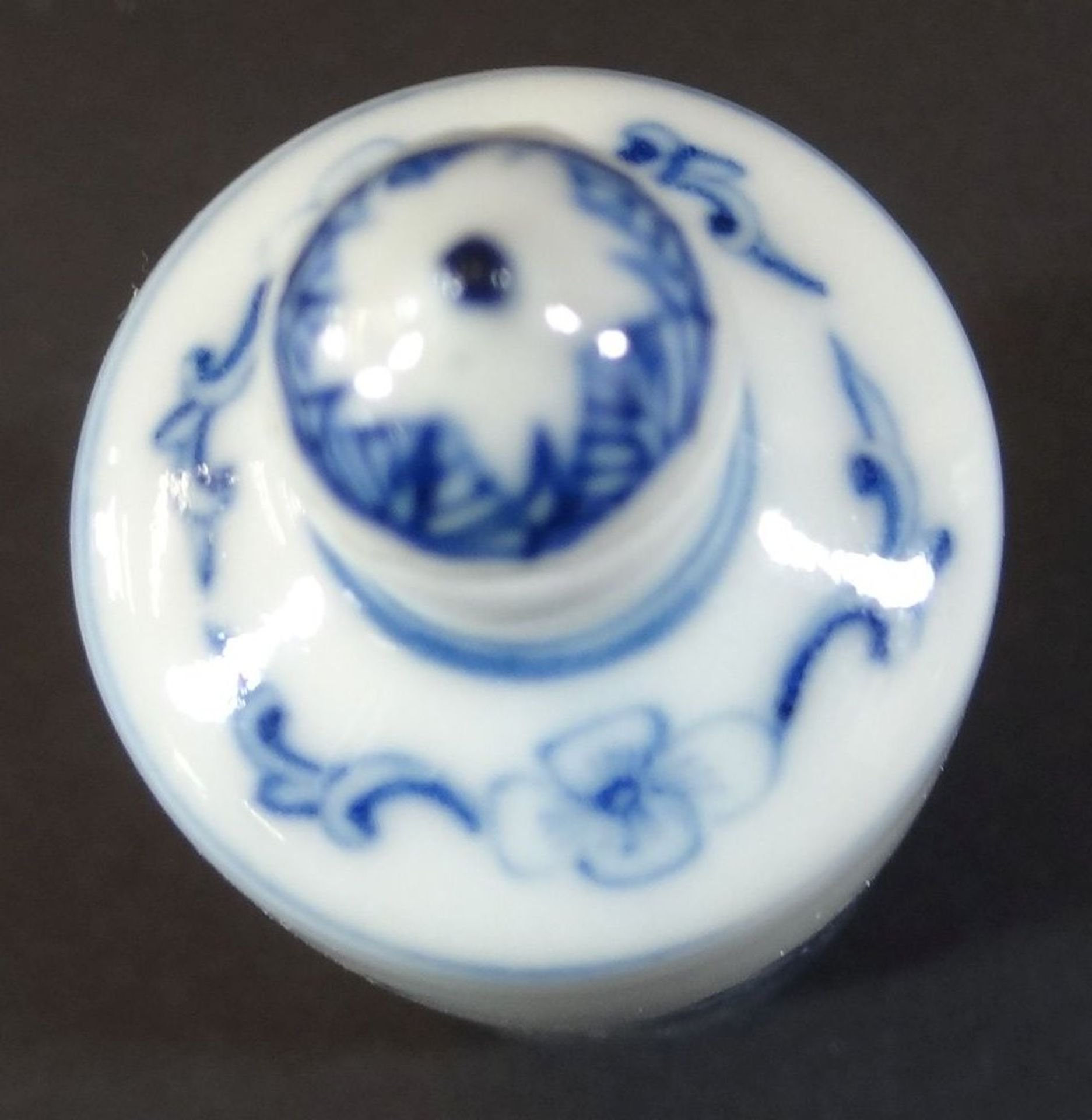 kl. Snuff-Bottle, China, mit Blaumalerei, H-8 cm - Bild 4 aus 6