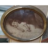 ovales Kammerbild, schlafendes Kind, ger/Glas, RG 61x74 cm