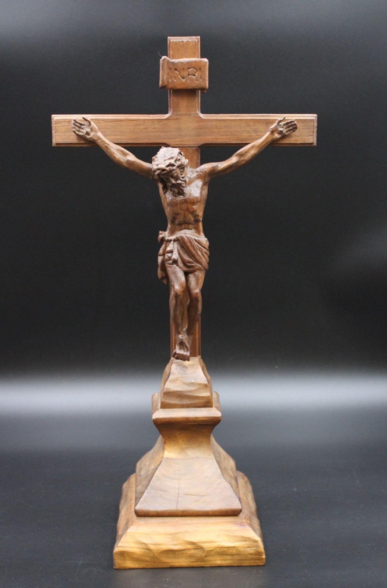Tischkruzifix, feine Arbeit, Holz, älter, H-48cmnB-25,5cm.