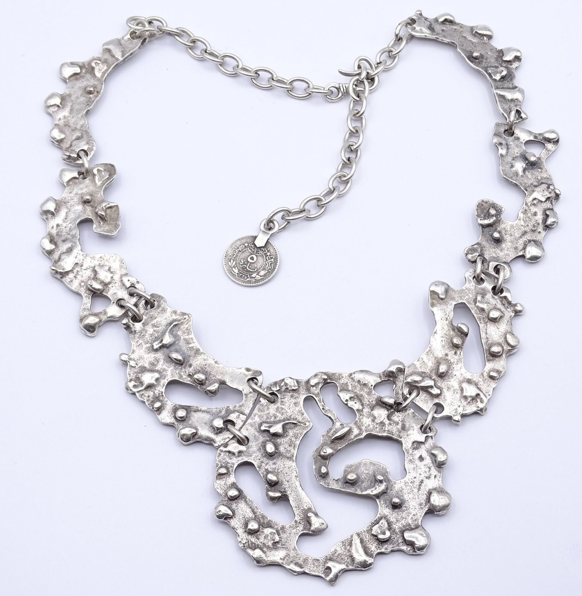 Großes orientalisches Collier, versilbert, ca. L- 53cm,