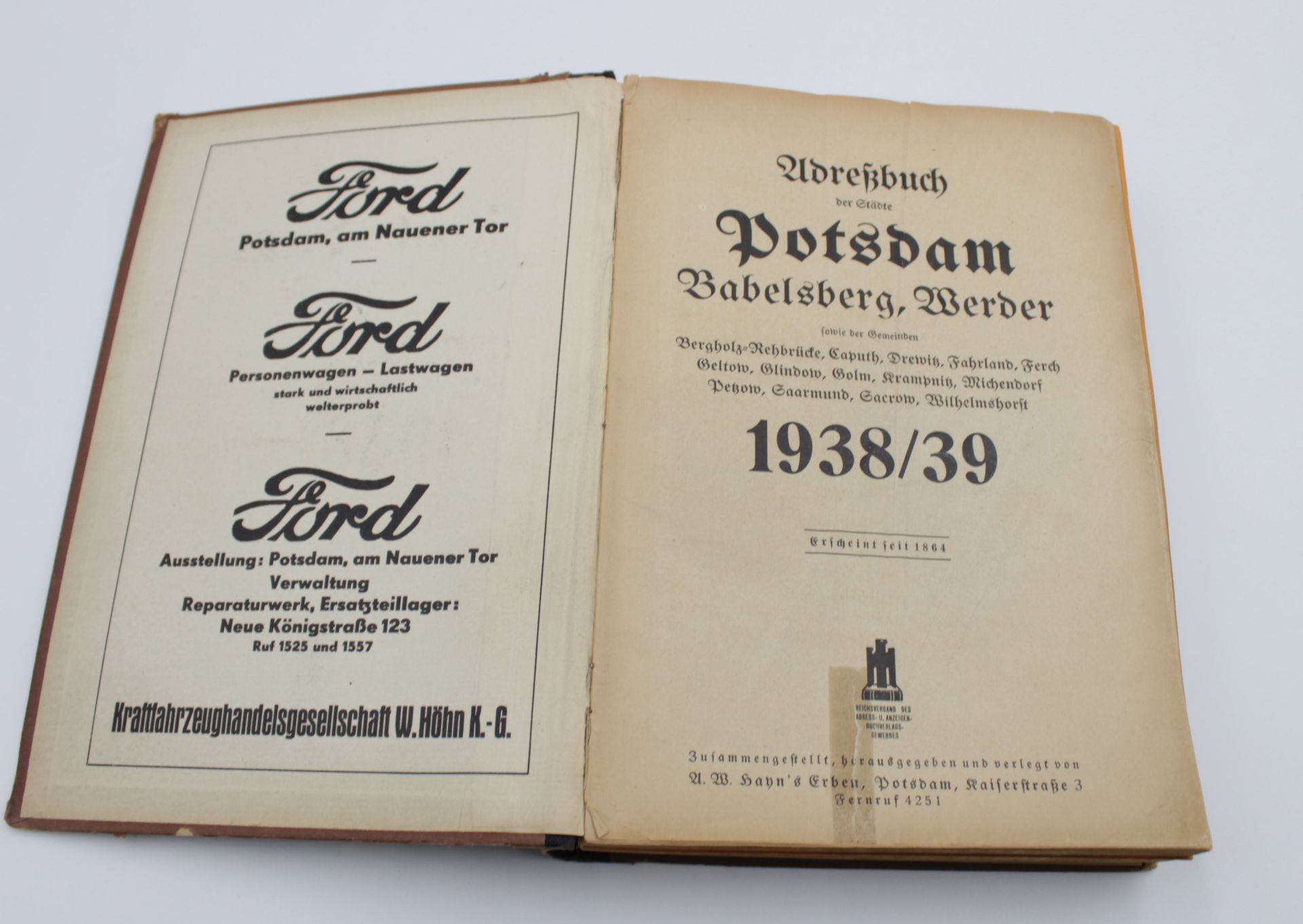 Adreßbuch der Städte Potsdam, Babelsberg und Werder, 1938/39 - Bild 2 aus 3