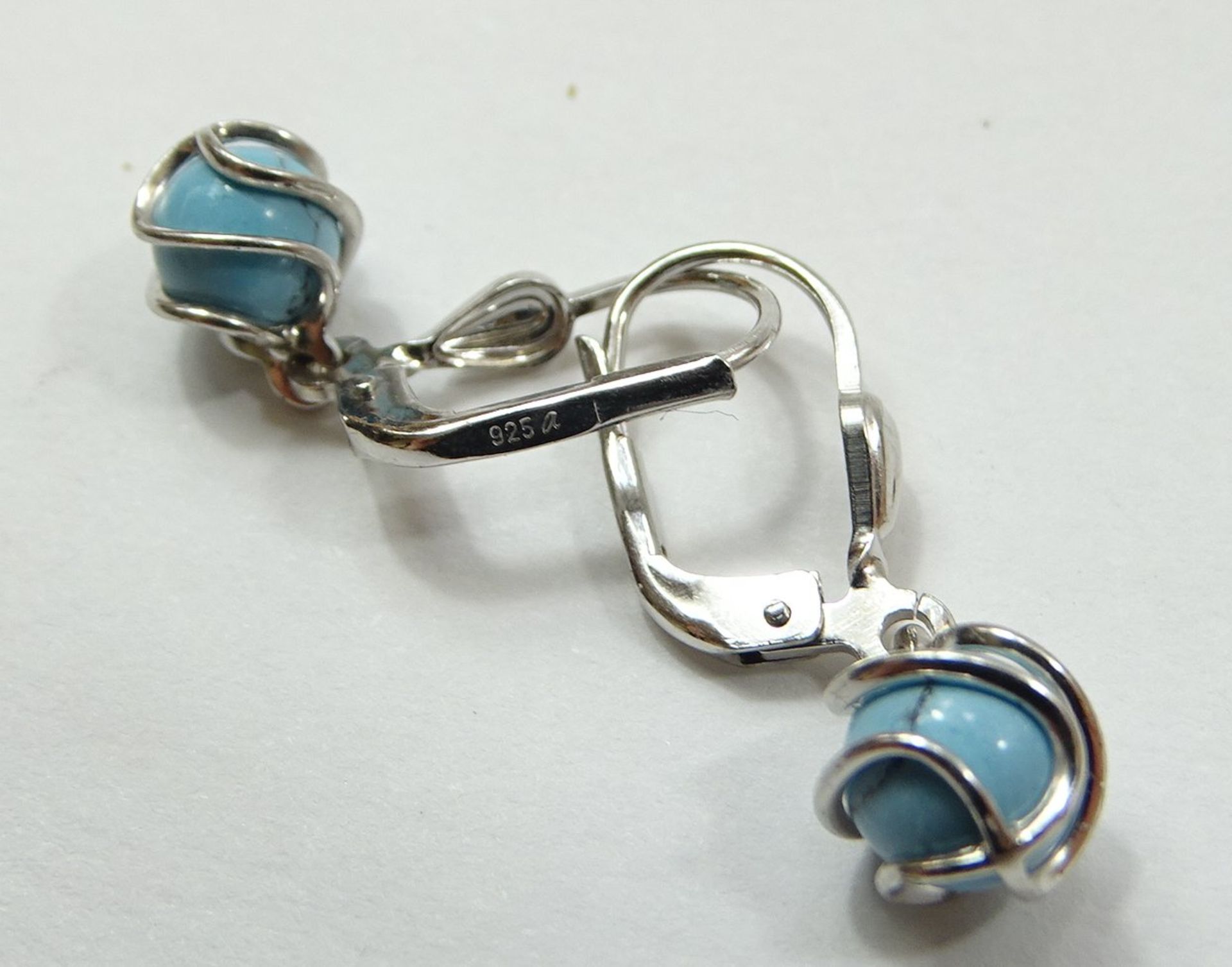 4 Paar Ohrhänger, 835er- und 925er-Silber, mit Perlen, Perlmutt, Farbsteinen, L. 2,2 - 4 cm, zus. 1 - Bild 4 aus 6
