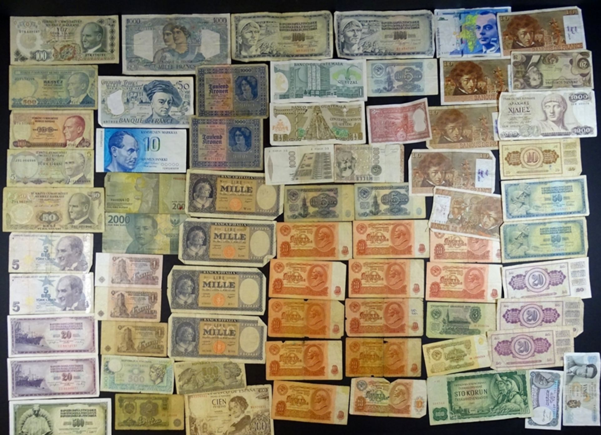 Konvolut Banknoten aus aller Welt - Bild 3 aus 4