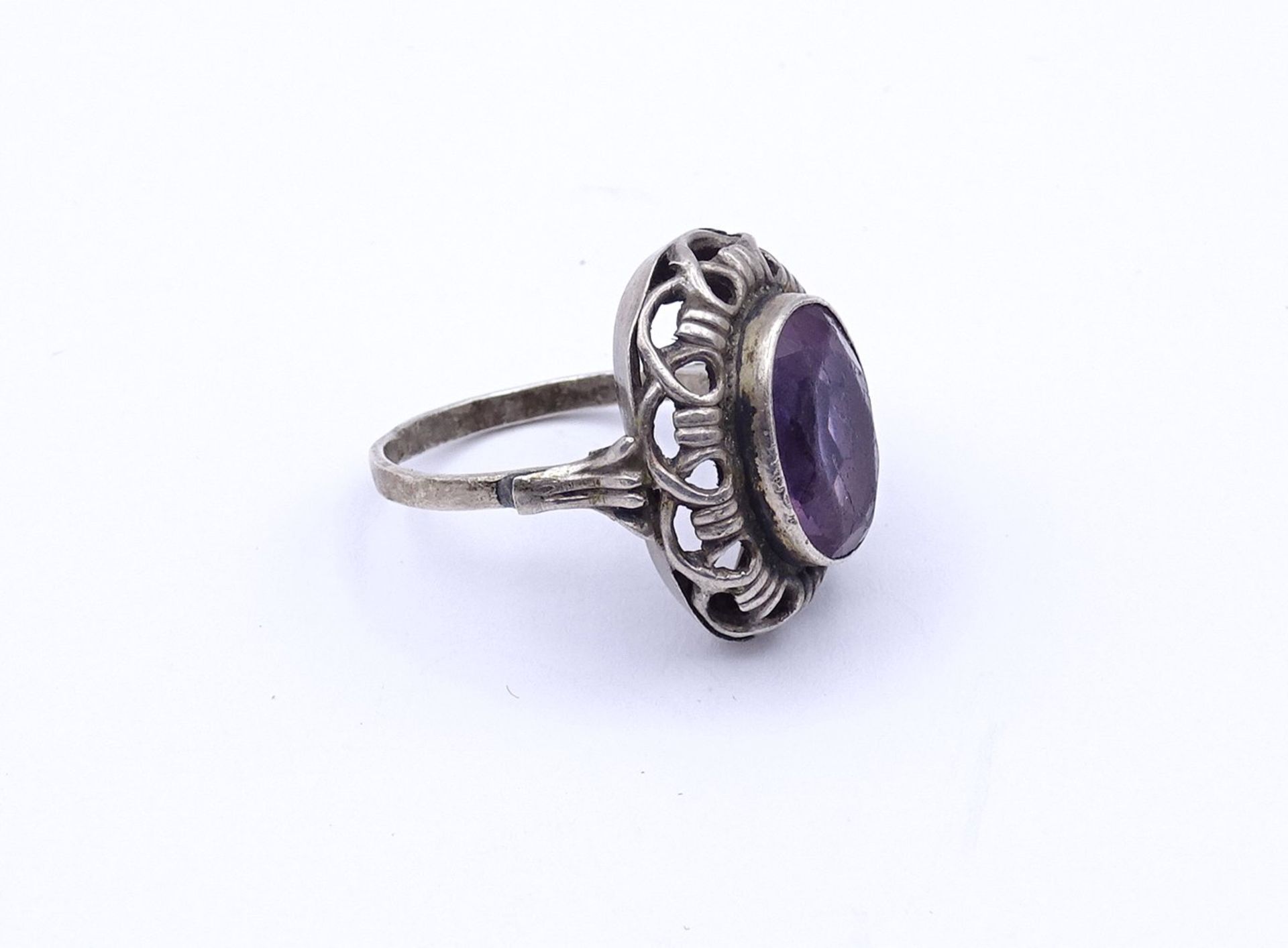 Alter Amethyst Silber Ring, 835/000, Tragespuren, RG 51, 3,5g. - Bild 3 aus 5