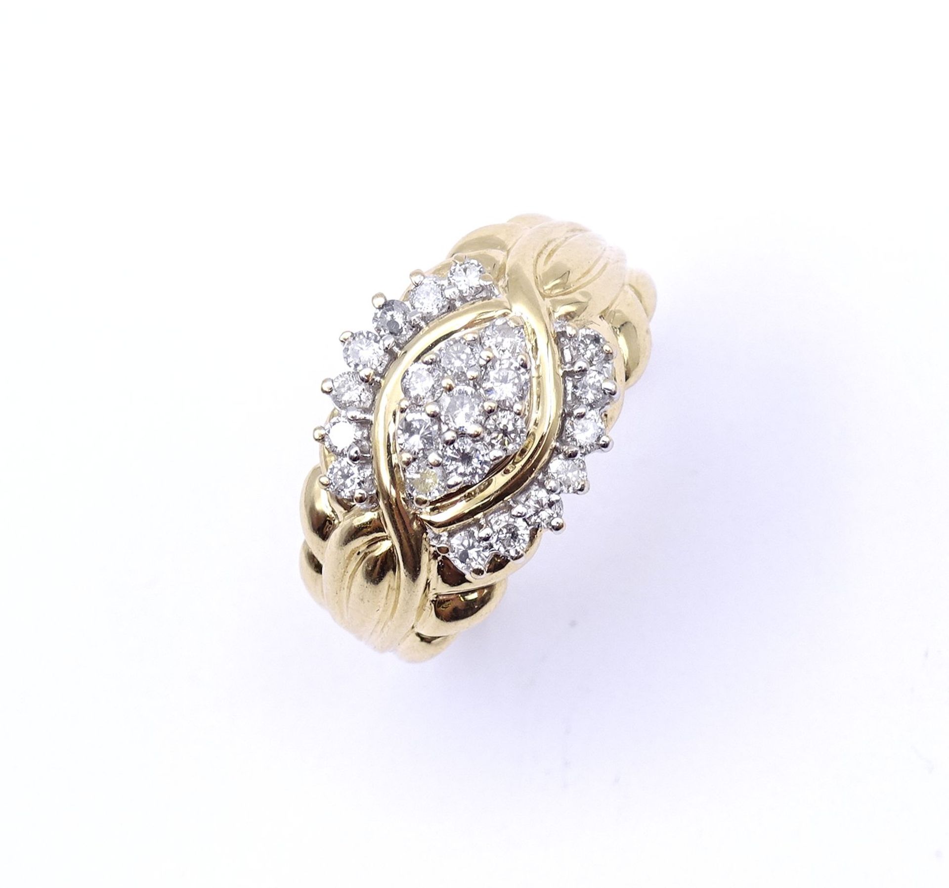 Goldring 0.585 mit 23 Diamanten zus.ca. 0,40ct., 5,7g., RG 55