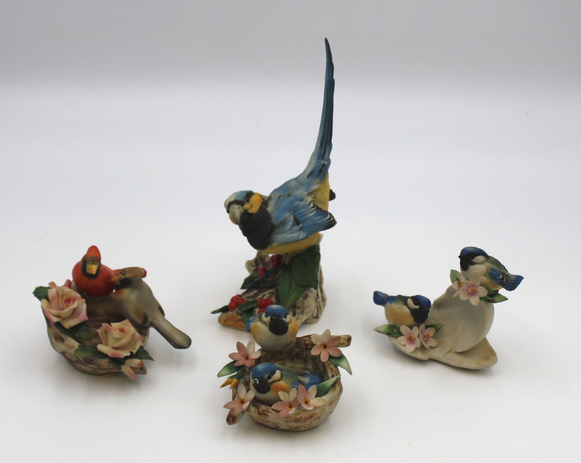 5x div, Vogelgruppen, Capodimonte, Italien, alle mit Chips/Bestossungen, ca. H-20cm, Taubenpaar B-2