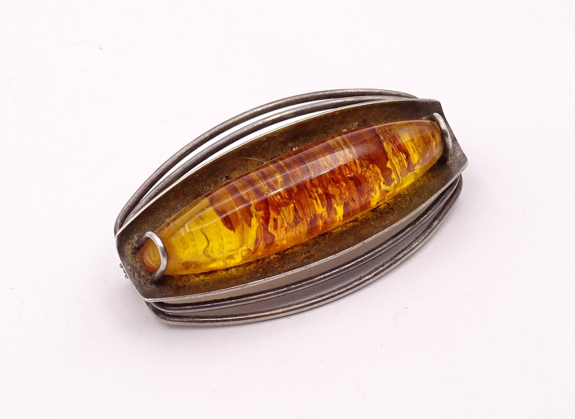 Bernstein Silber Brosche, Fischland Schmuck, Silber 0.835, L. 4,5cm, 9,0g. - Bild 2 aus 3