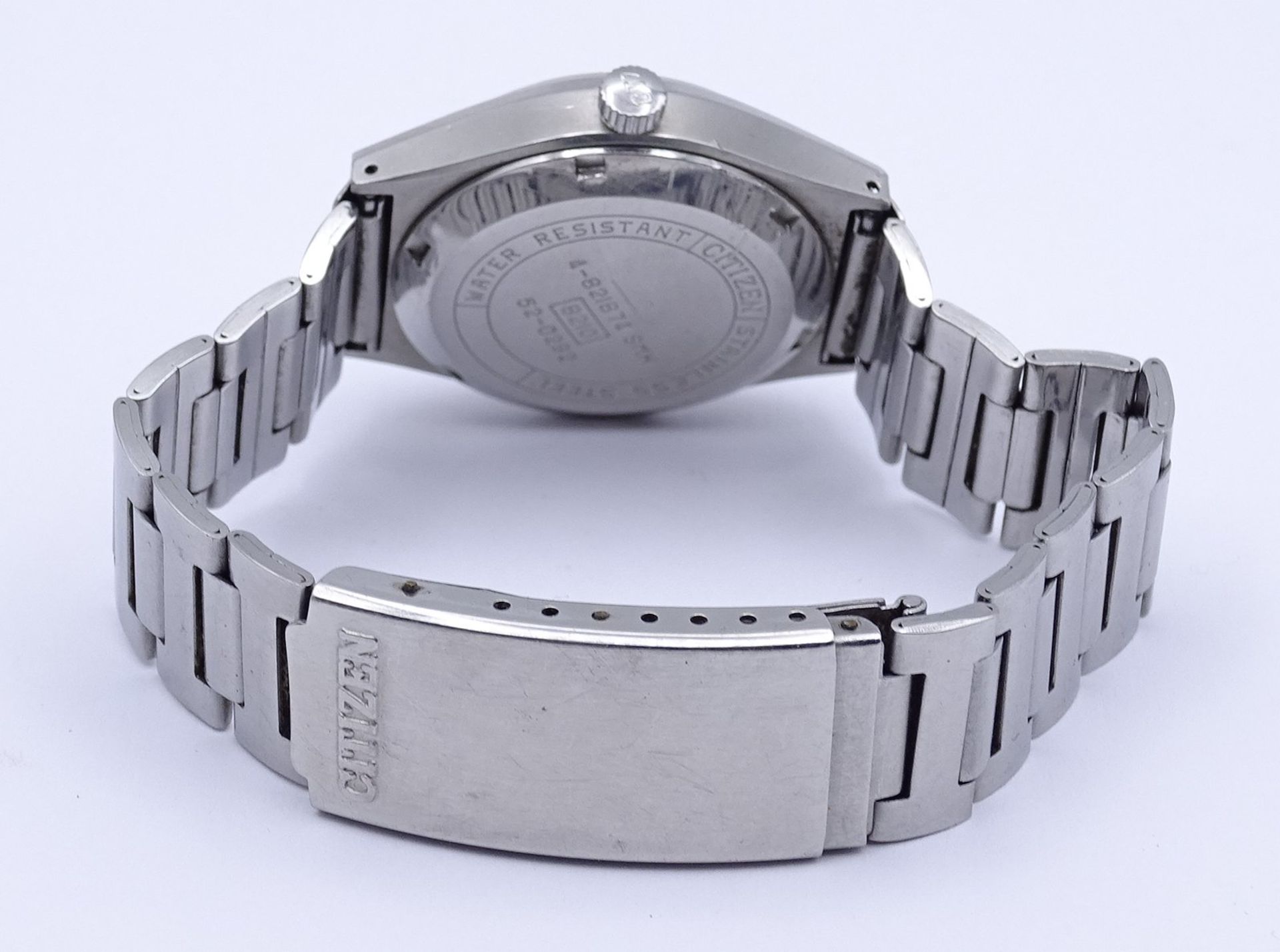 Herren Armbanduhr Citizen, Automatikwerk, Werk läuft,D. 32mm, Tragespuren am Glas - Bild 4 aus 4