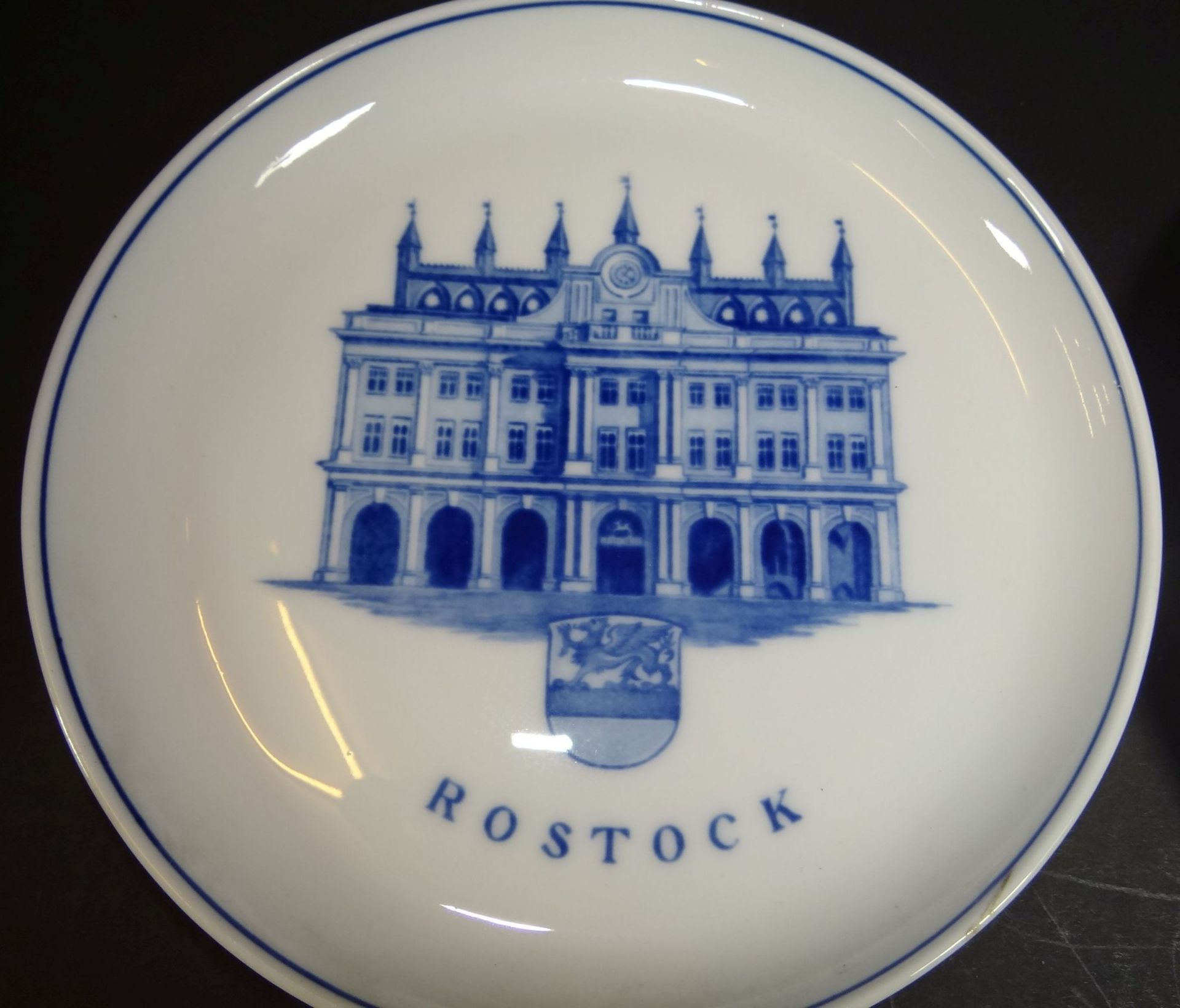 4x Meissen Ansichtenteller "Rostock", Aquatinta, 1.Wahl, D-17,5 cm - Image 4 of 5