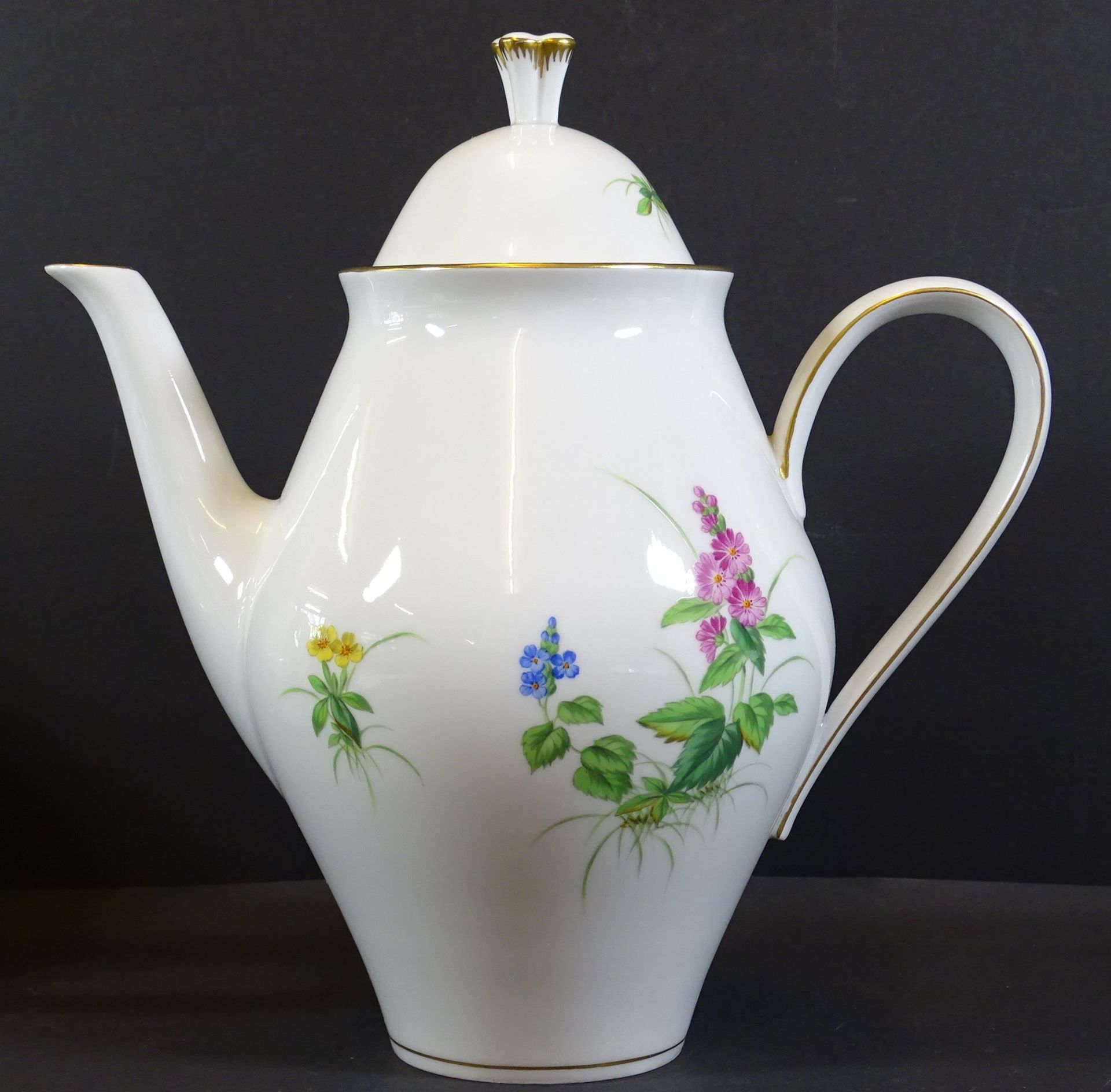 Kaffee/Tee Service "Meissen" für 6 Personen, 23 tlg. Schwertermarke, 1.Wahl, seltenes Blumendekor, - Image 10 of 12