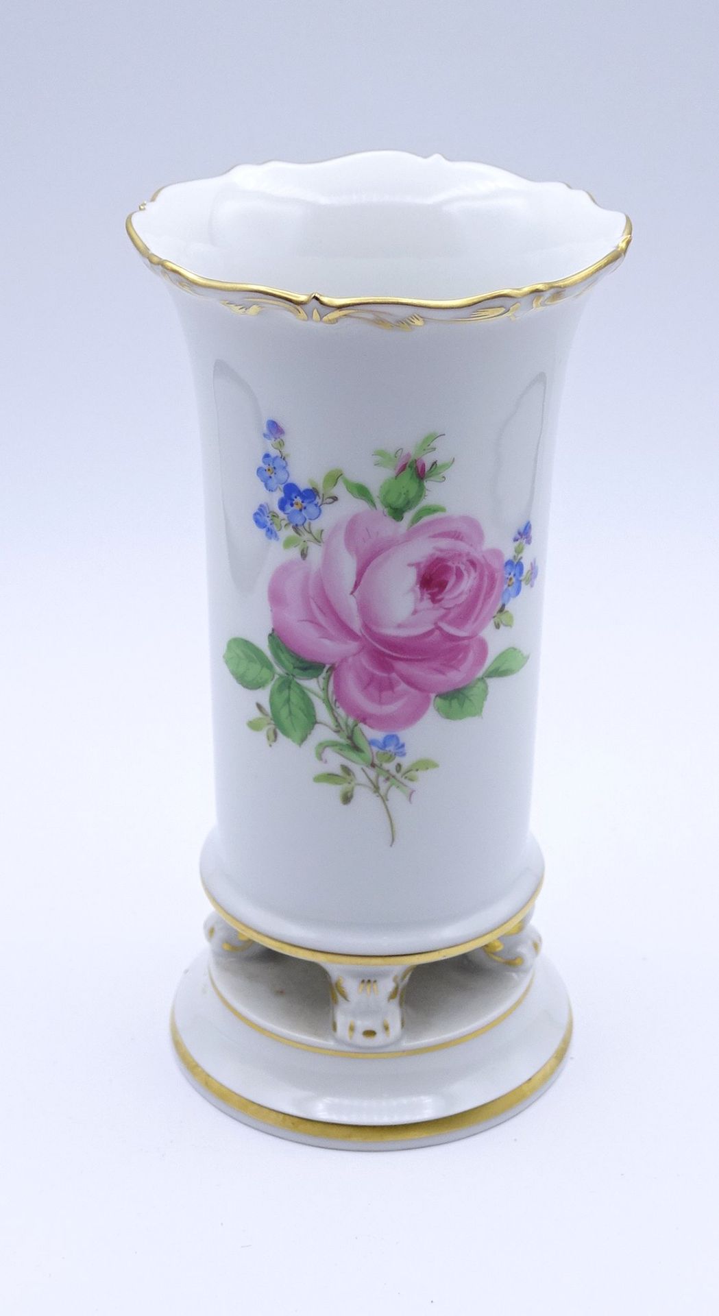 Vase Meissen, Schwertermarke, 1.Wahl, florales Dekor, Goldbemalung, H. 14cm, unbeschädigt - Bild 2 aus 4