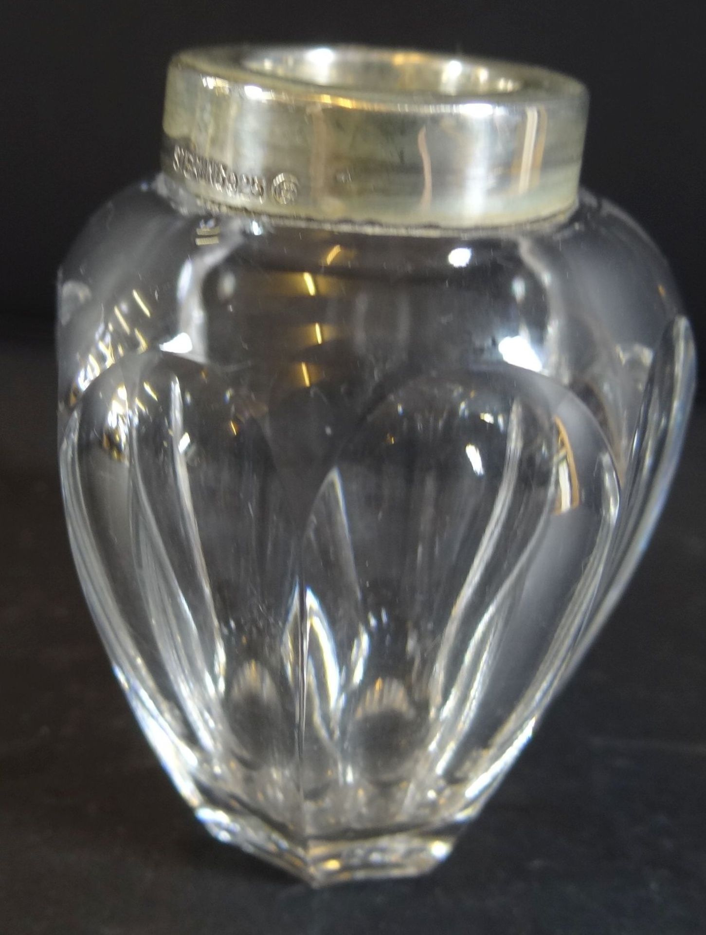 kl. Kristallvase mit Silberrand-925-, H-6,5 cm,