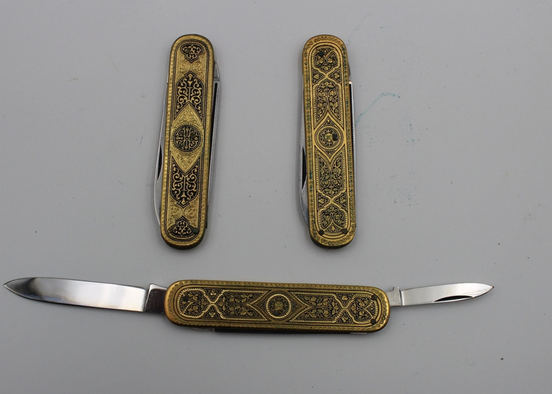3x kl. Taschenmesser, Aug. Müller, goldfarben, L-8>14cm. - Bild 4 aus 5