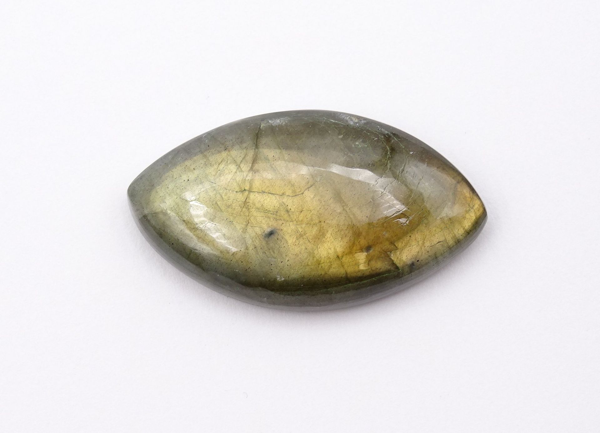 Labradorit 26,70ct., 31x7x6mm