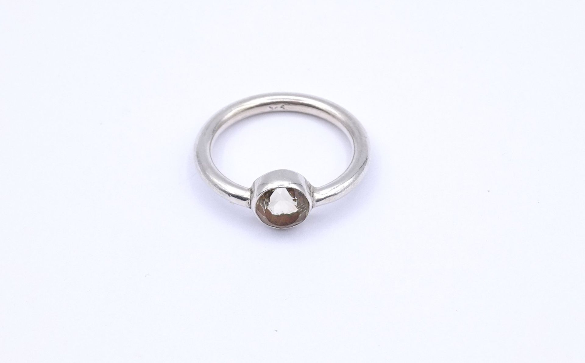 Sterling Silber Ring mit einen rund facc. Edelstein, 0.925 , 3,5g., RG 56 - Bild 2 aus 3