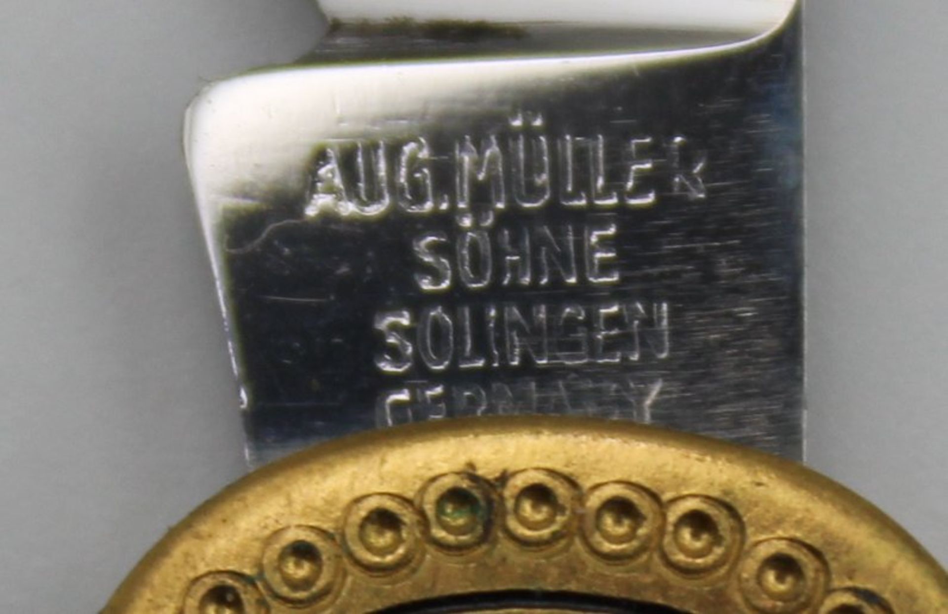 3x kl. Taschenmesser, Aug. Müller, goldfarben, L-8>14cm. - Bild 5 aus 5