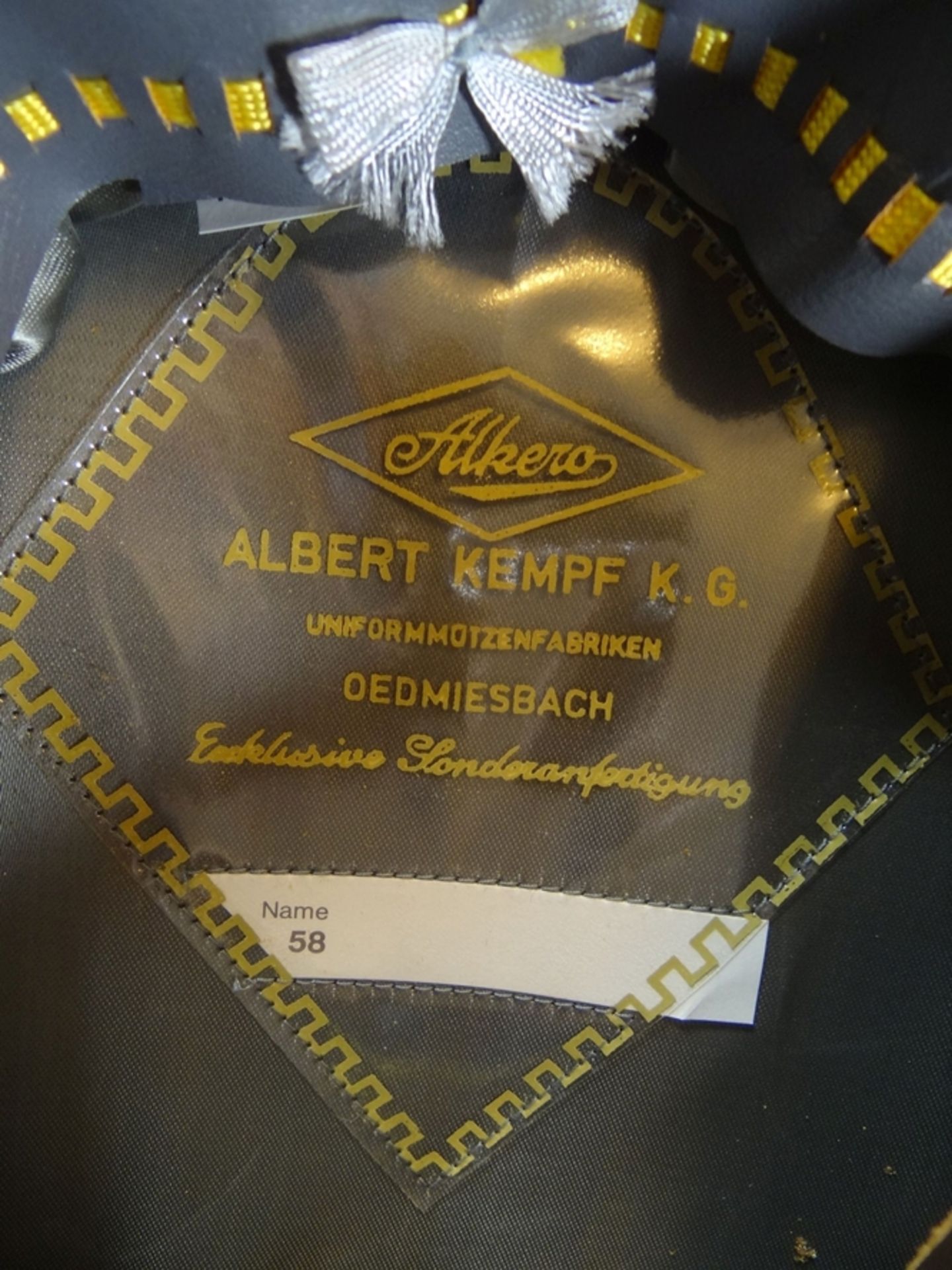 frühe Offiziers-Schirmmütze der BW, ungetragen, Gr. 580 - Bild 4 aus 5