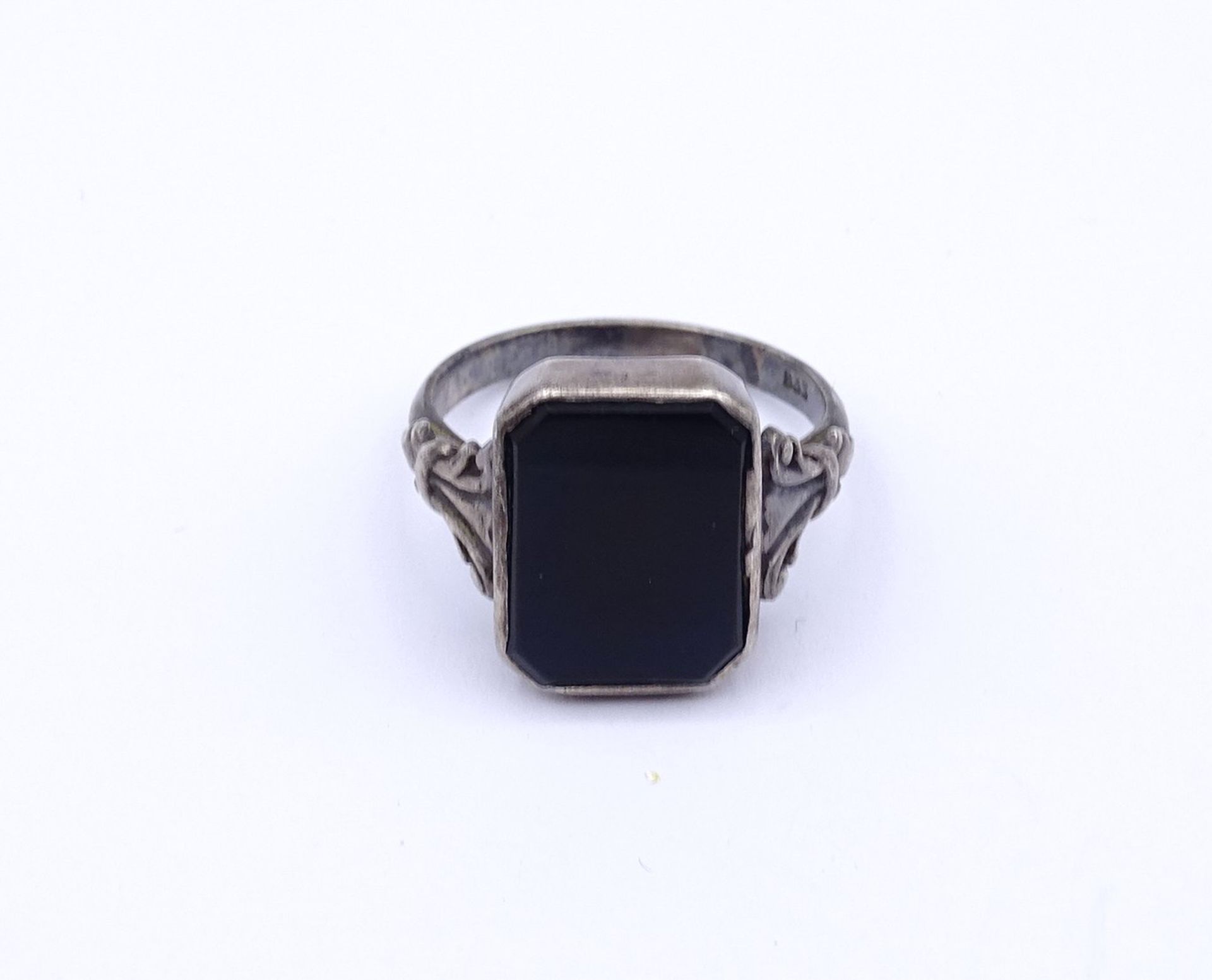 Alter Herren Ring mit Onyx, Silber 0.835, 5,9g., RG 60 - Bild 2 aus 4