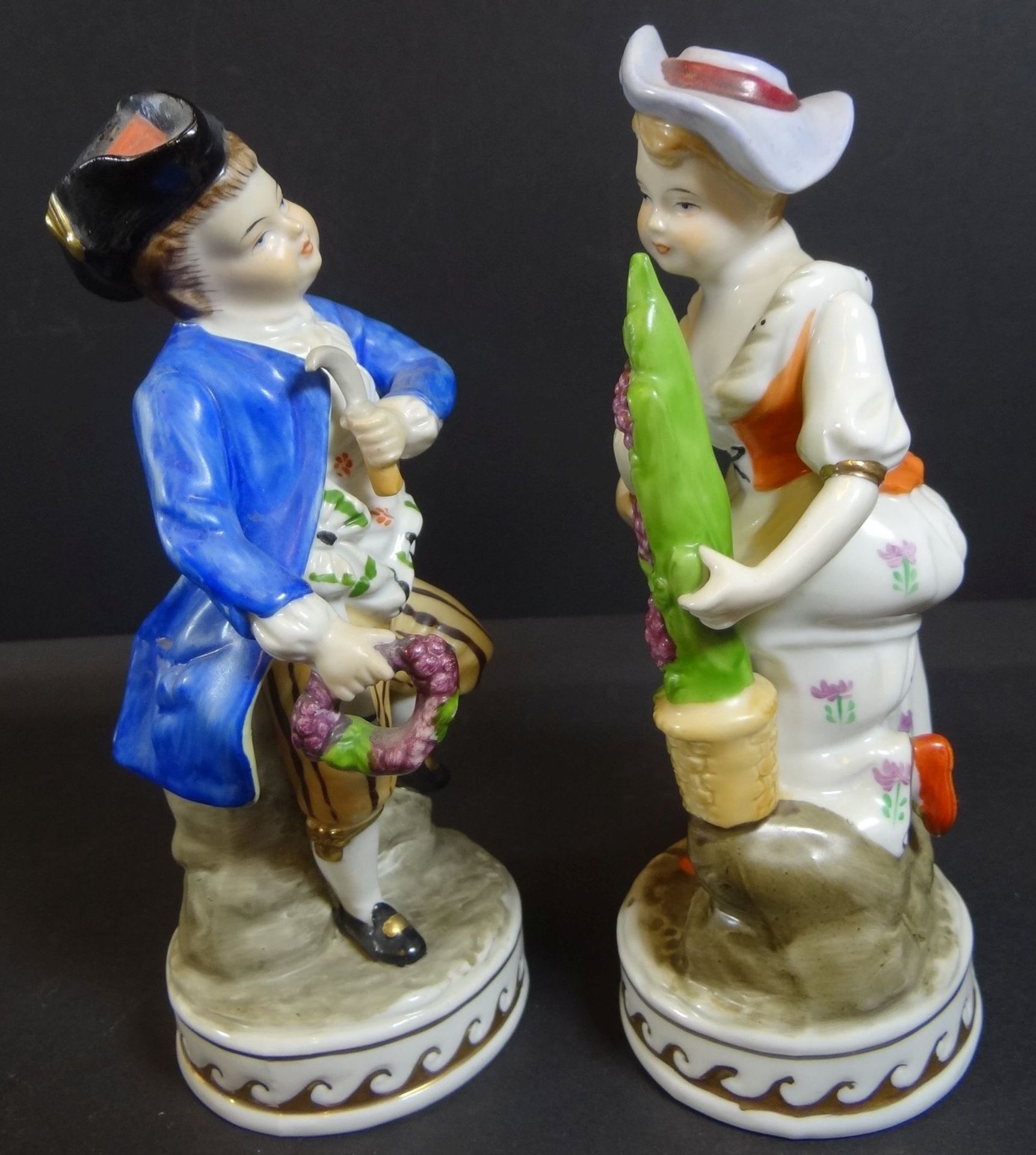 Porzellanfiguren "Royal" Gärtner Kinderpaar  , handbemalt, H-15 cm, - Bild 3 aus 5
