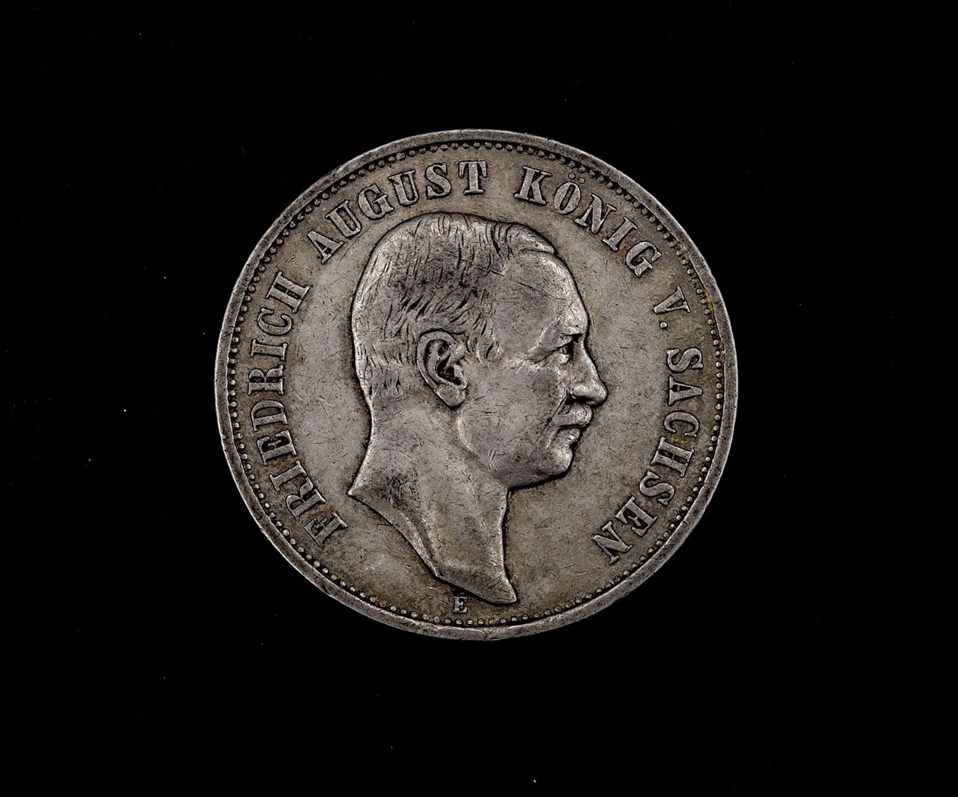 Drei Mark 1909 Friedrich August König von Sachsen E, 16,59g.,D. 32,9mm