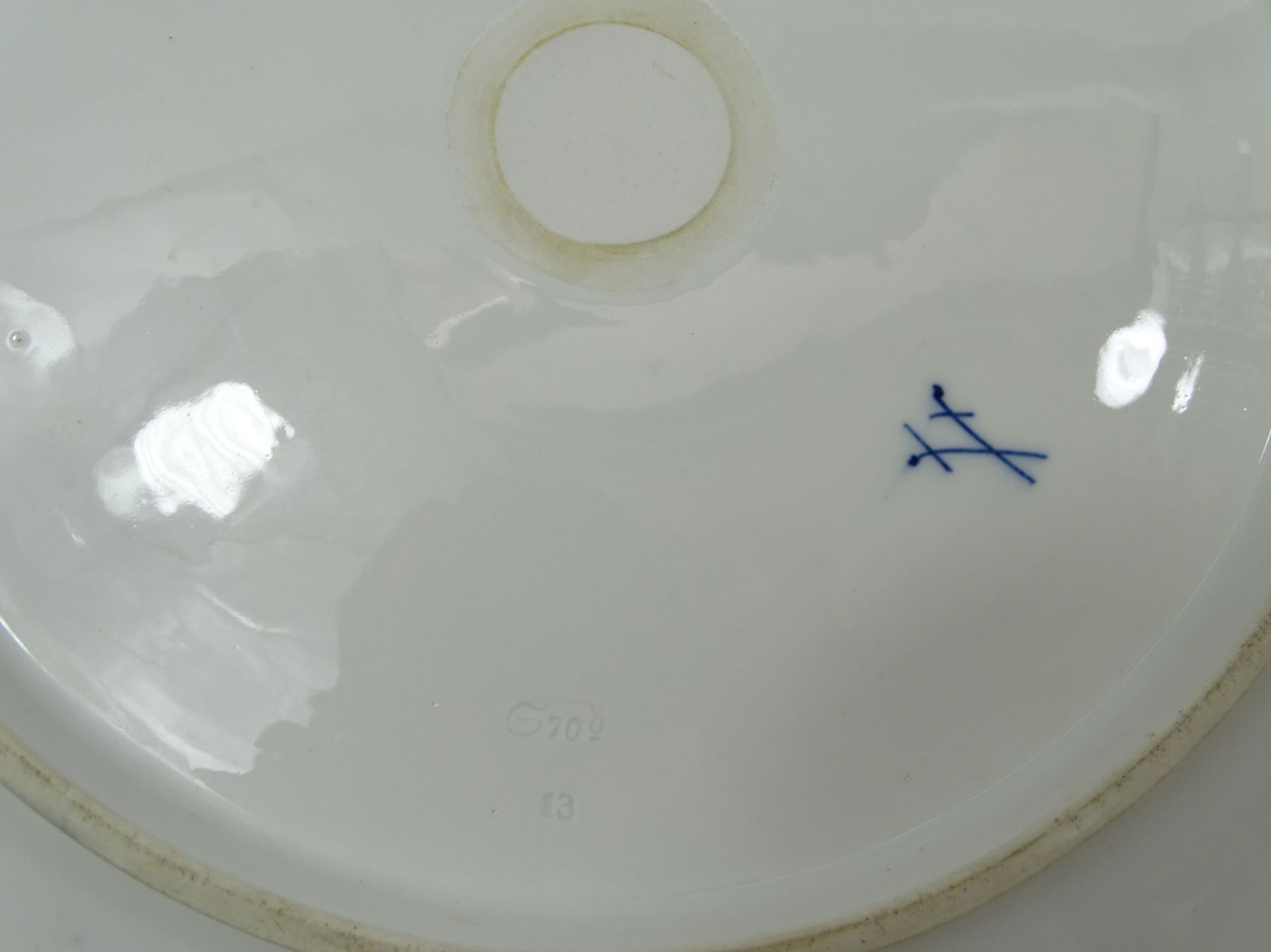 Kuchenplatte, Meissen, Zwiebelmuster, Ø 33 cm, leichte Altersspuren - Bild 4 aus 5