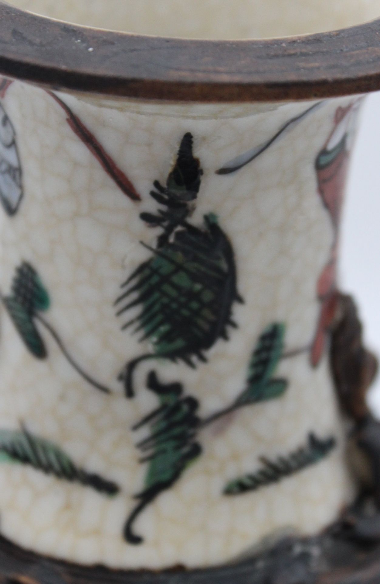 hohe Vase, Japan, Kriegerszenen, gemarkt, 1x Handhabe fehlt (aber restauriert), H-29cm. - Bild 3 aus 5