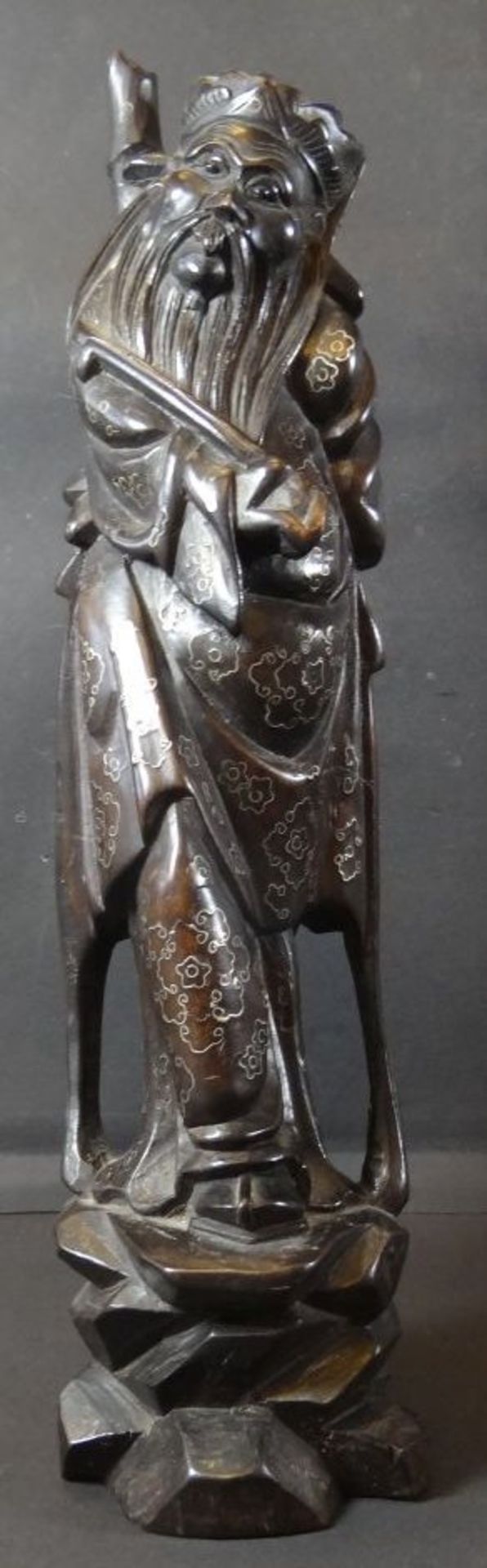 Holzschnitzerei, chinesischer Gelehrter, mit Silber?-Einlagen, H-32 cm