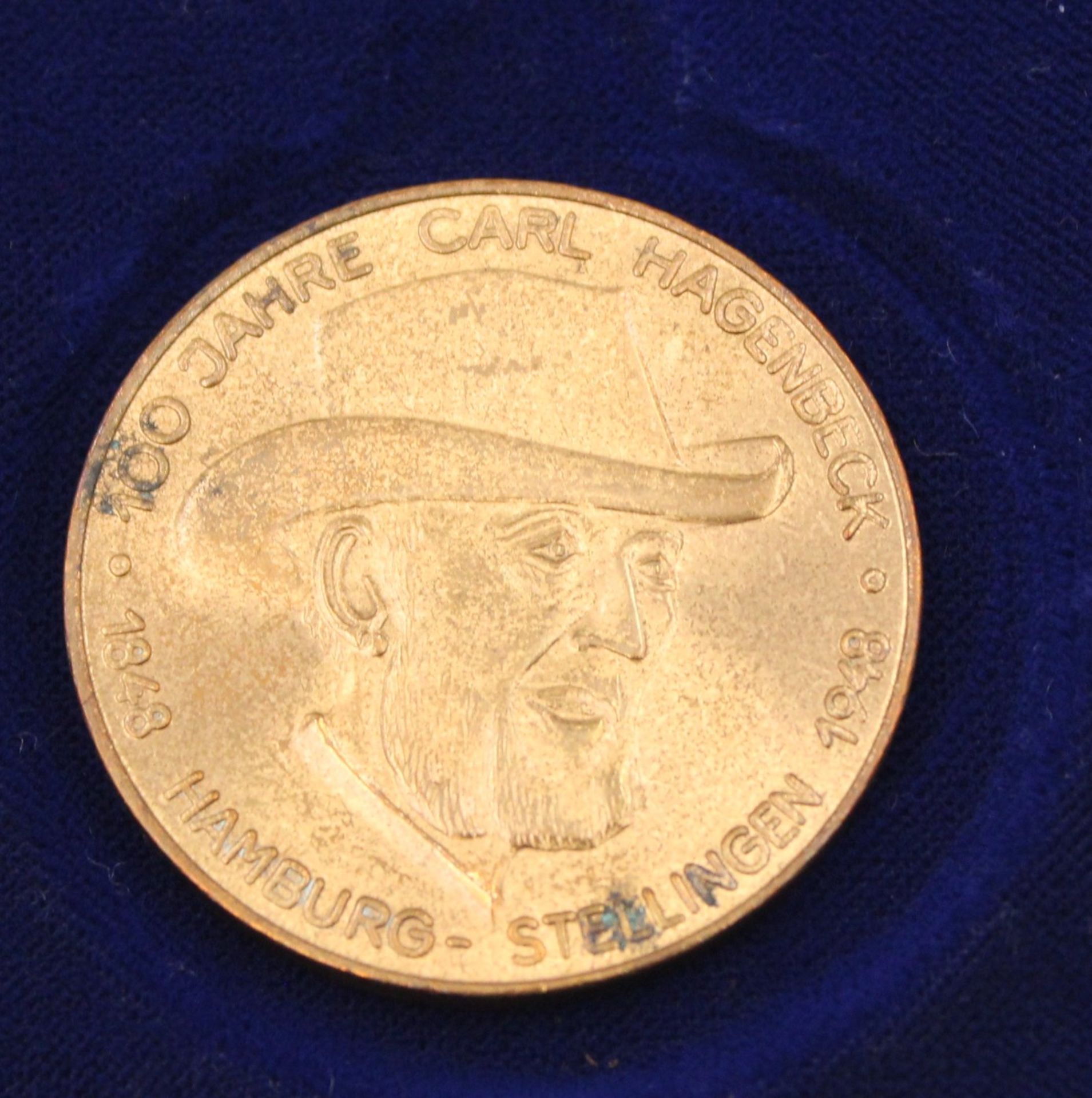 Medaille, 100 Jahre Carl Hagenbeck 1848-1948, Bronze, D-4cm. - Bild 3 aus 3