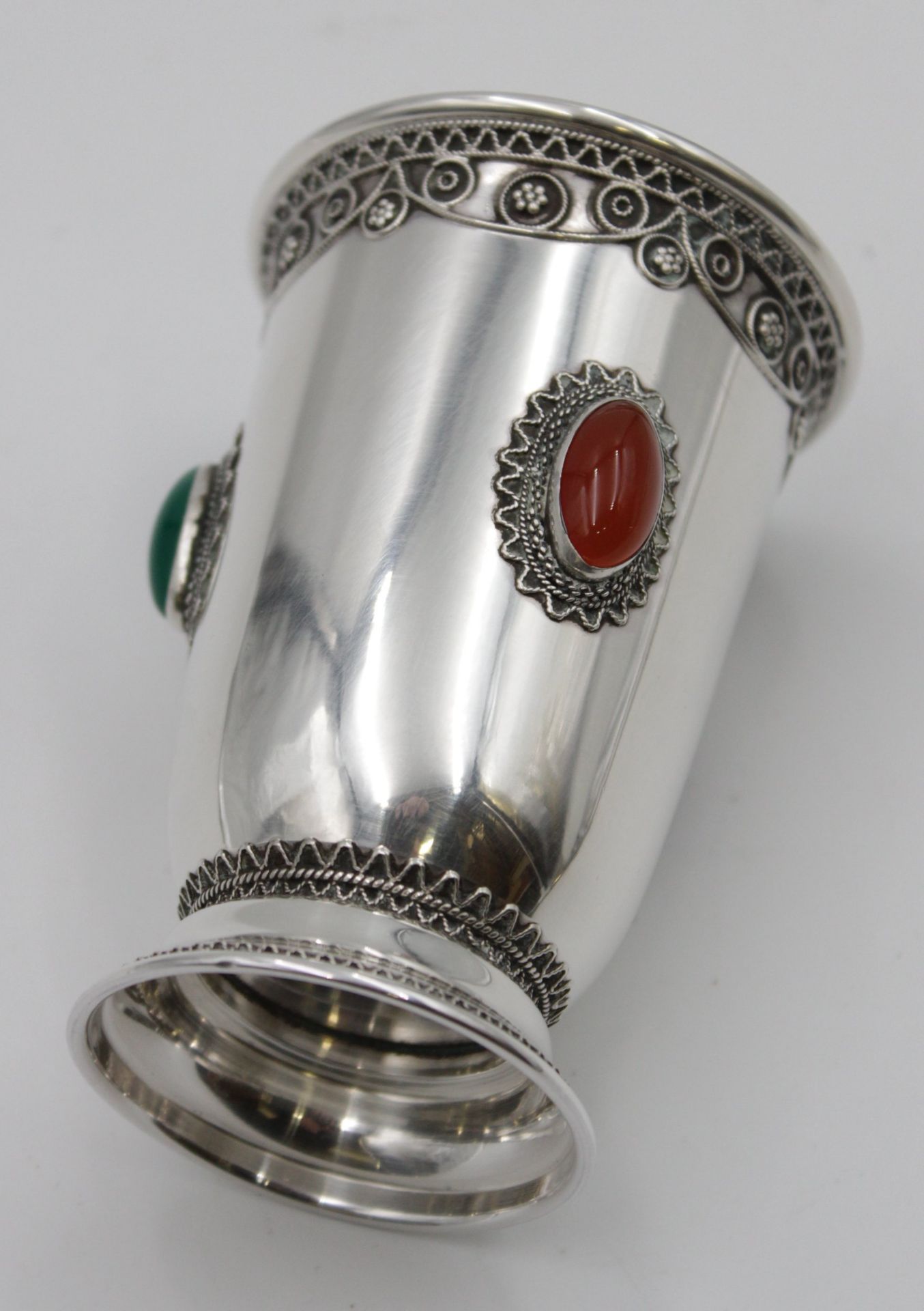 Kiddusch-Becher, Zadok Israel, 925er Silber , Farbsteinbesatz, ca. 76,5gr, H-9,5cm. - Bild 5 aus 6