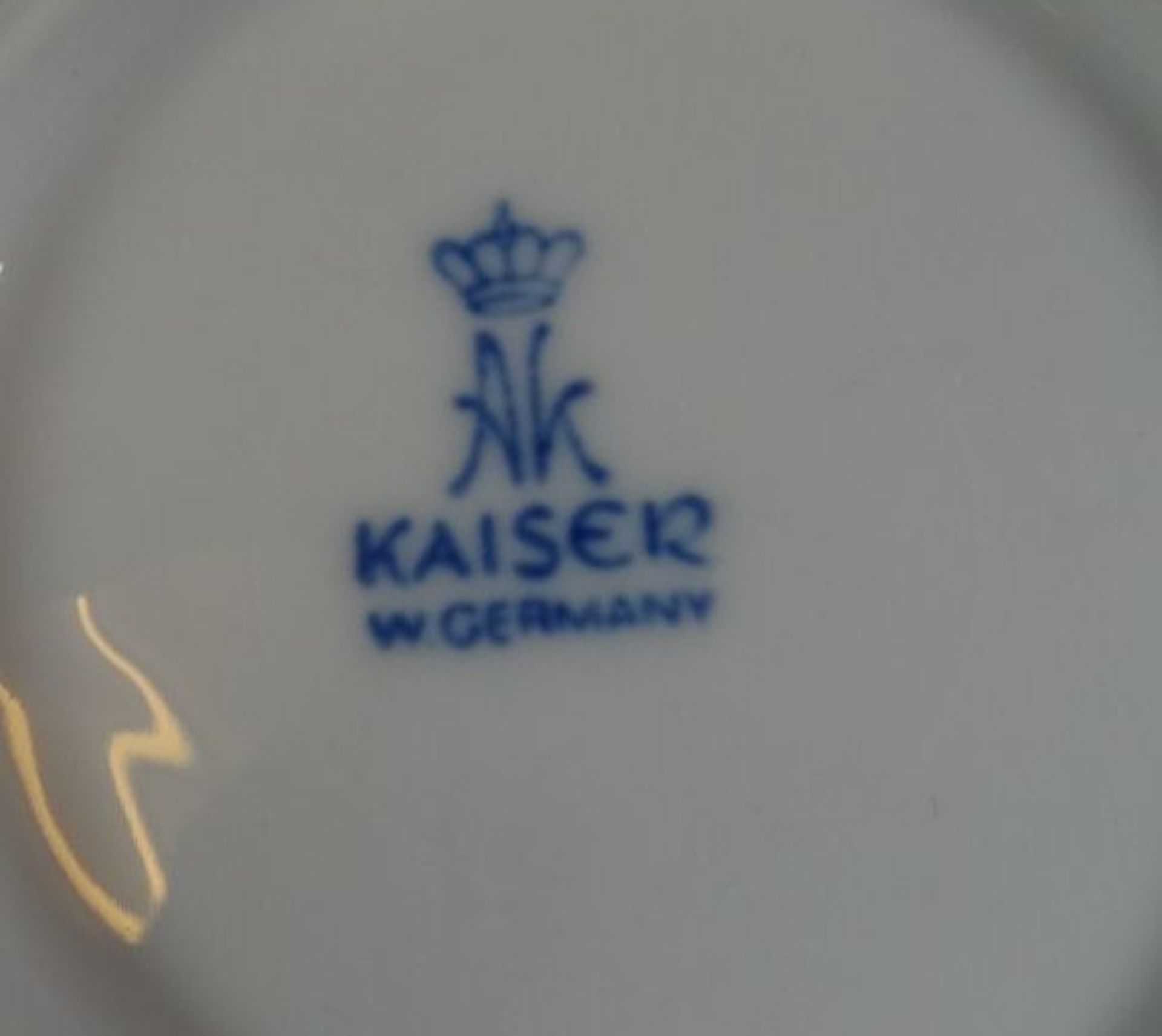 gr. Tablett mit kl. Kaffee (Espresso?) Tasse "Kaiser" weiss, Tasse H-6 cm, Tablett 33x23 cm - Bild 7 aus 8