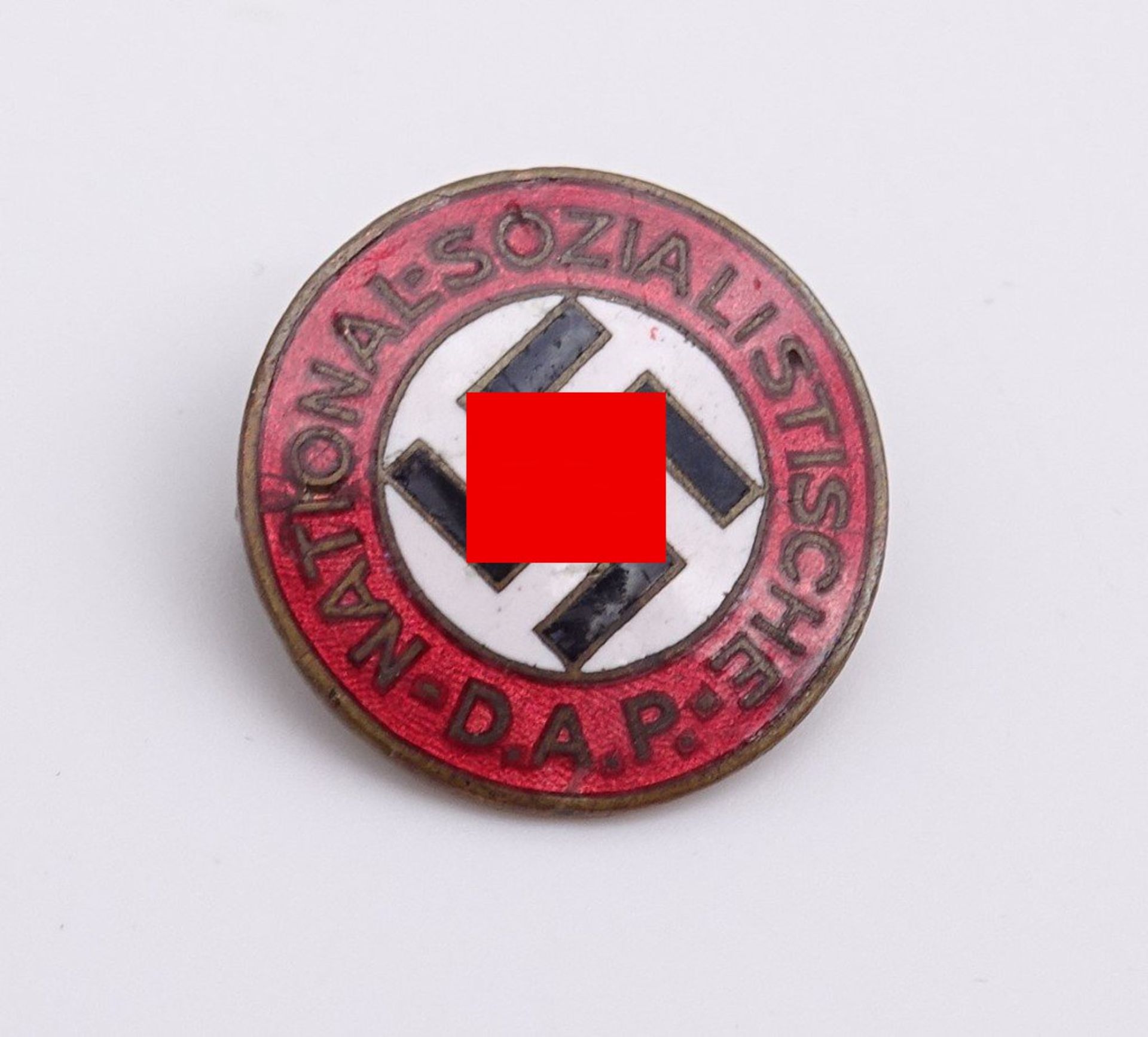 NSDAP Mitgliedsabzeichen, Deschler u. Sohn, München, Emailleschäden - Bild 2 aus 3