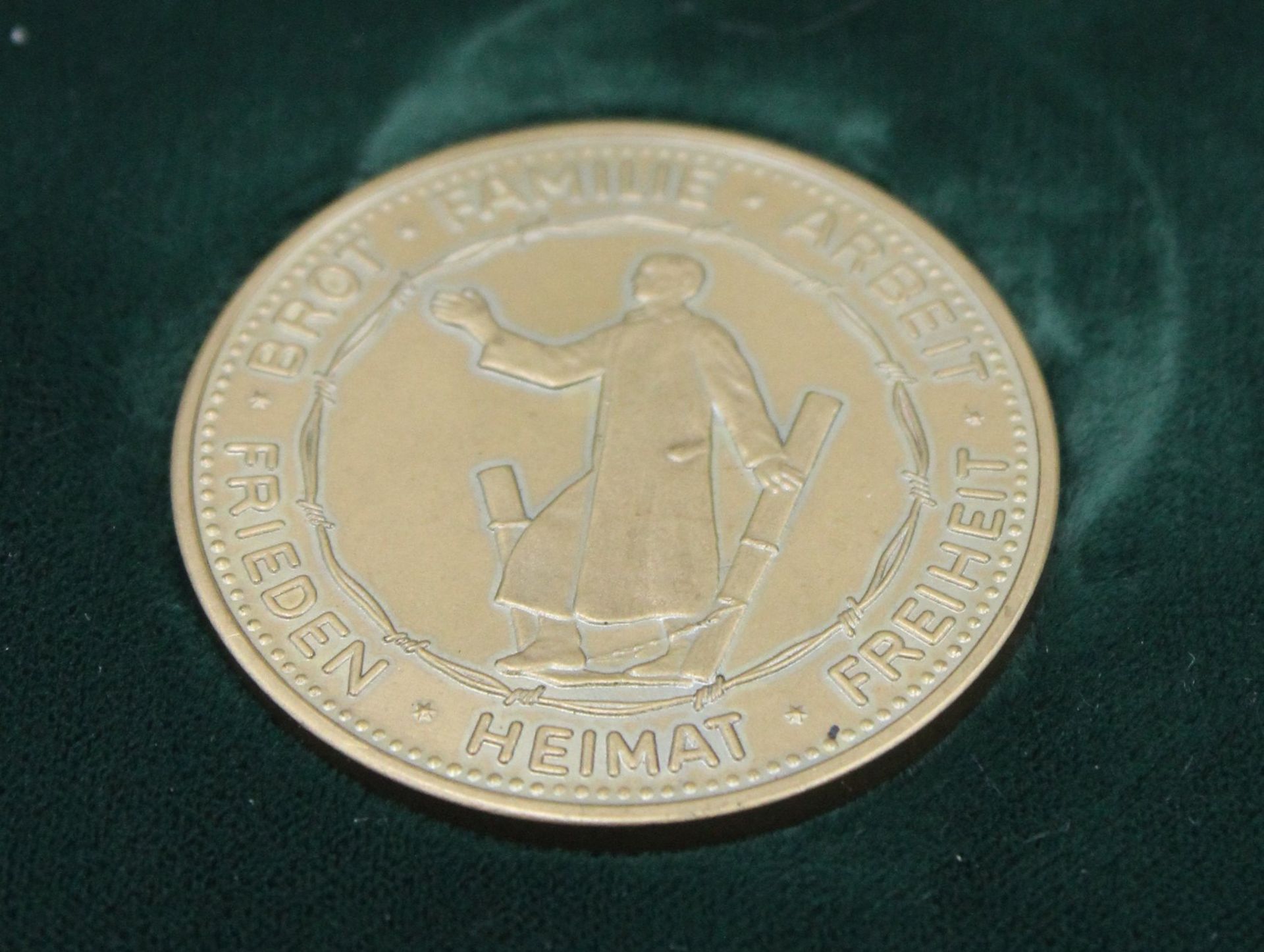 3x Medaille, Gedächnis Stätte Friedland, je in orig. Etui - Bild 2 aus 4