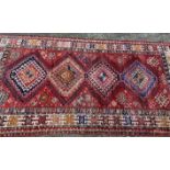 antiker Orientteppich um 1880, 255x130 cm, Alter-und Gebrauchsspuren, Naturfarben