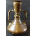 Kupfer/Messing Vase, China, Hals mit umlaufender Schlange, eine Seite mit Delle, H-30 cm,