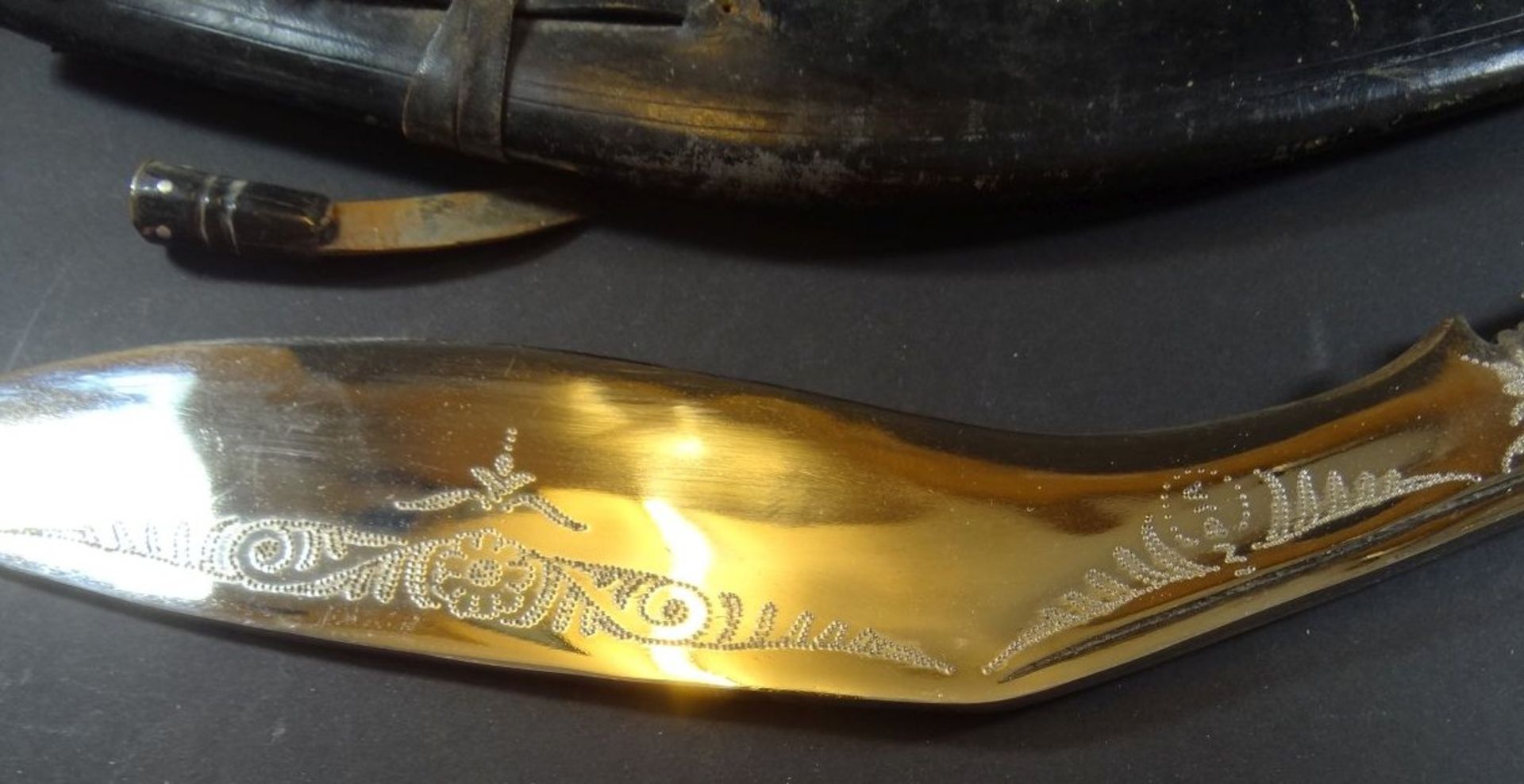 arabischer Krummdolch mit 2 kl. Messern, Lederscheide, L-40cm - Bild 7 aus 7