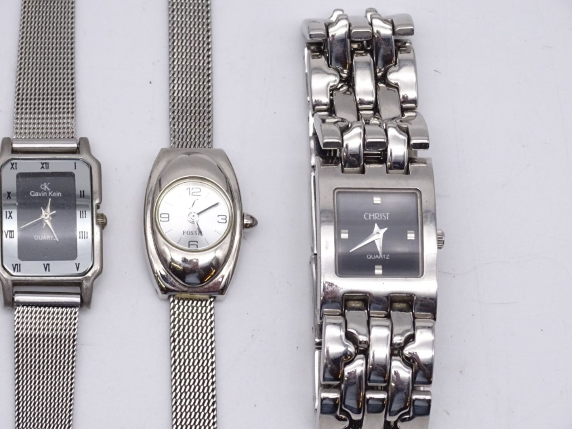 Konvolut Damen Armbanduhren, Dkny,Fossil,P.Cardin,Christ, Quartzwerke,Funktionen nicht überprüft - Bild 3 aus 4