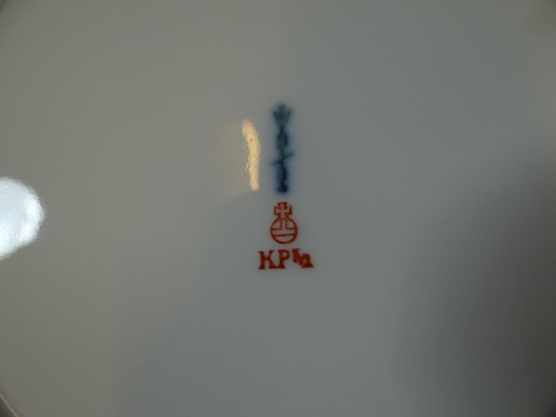 Teegedeck "KPM" Berlin, Tasse anderes Dekor und Rand mit Chip0 - Bild 6 aus 6