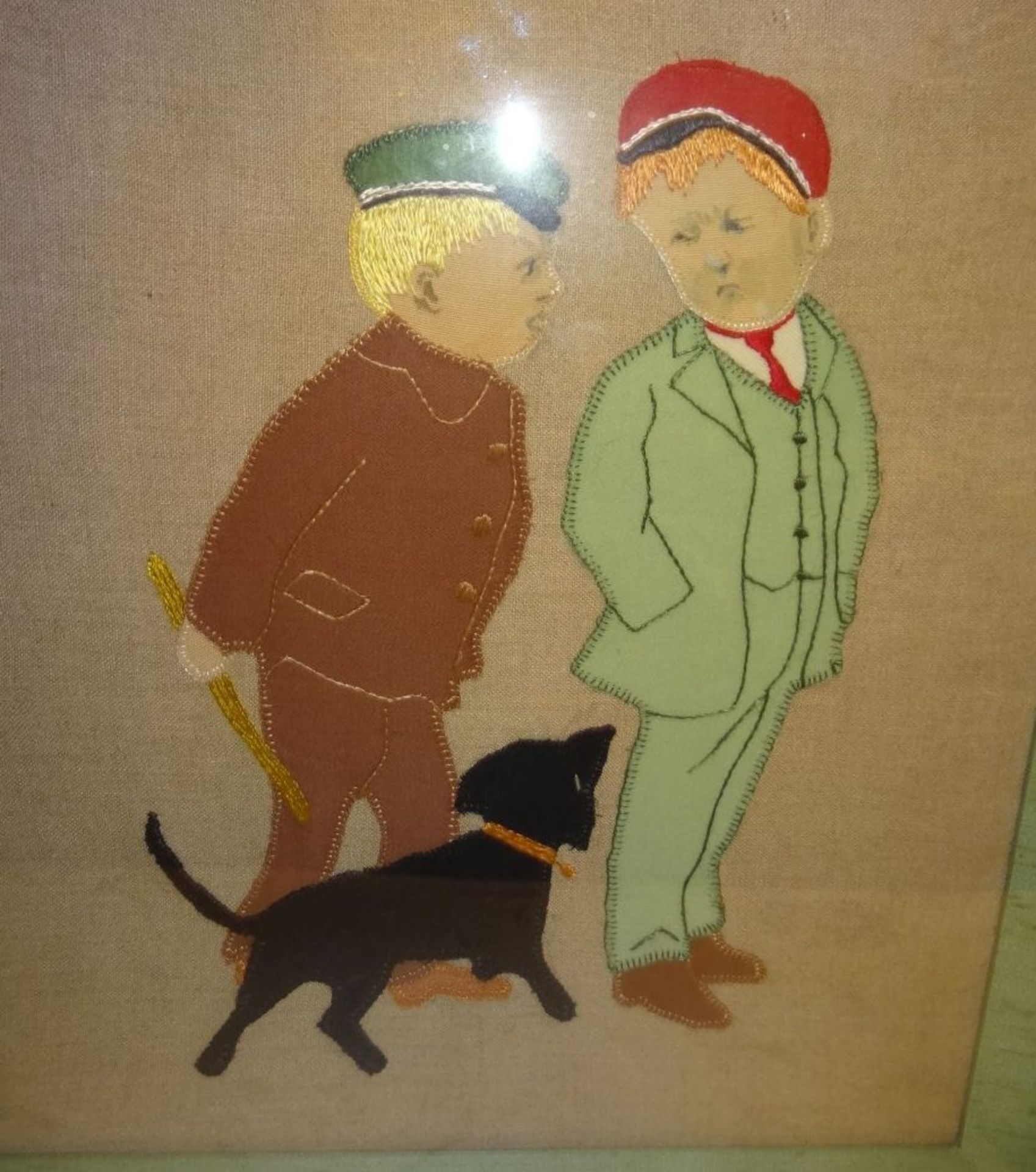 Stickbild "2 Studenten mit Hund" in Glasrahmen, 50x45 cm - Image 3 of 4