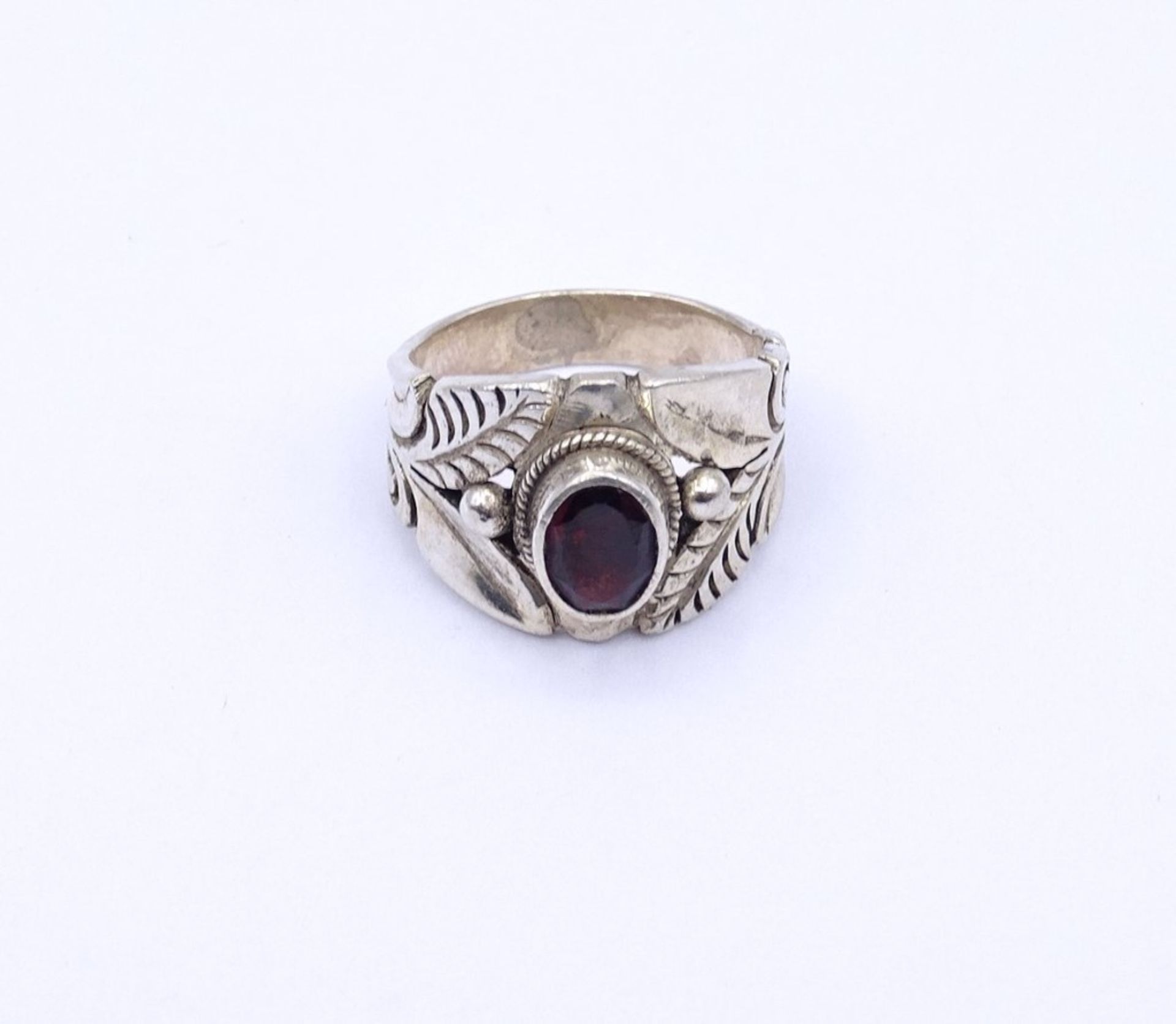 Silber Ring mit einen oval facc. Granat, Silber 0.925, 7,3g. - Bild 2 aus 4