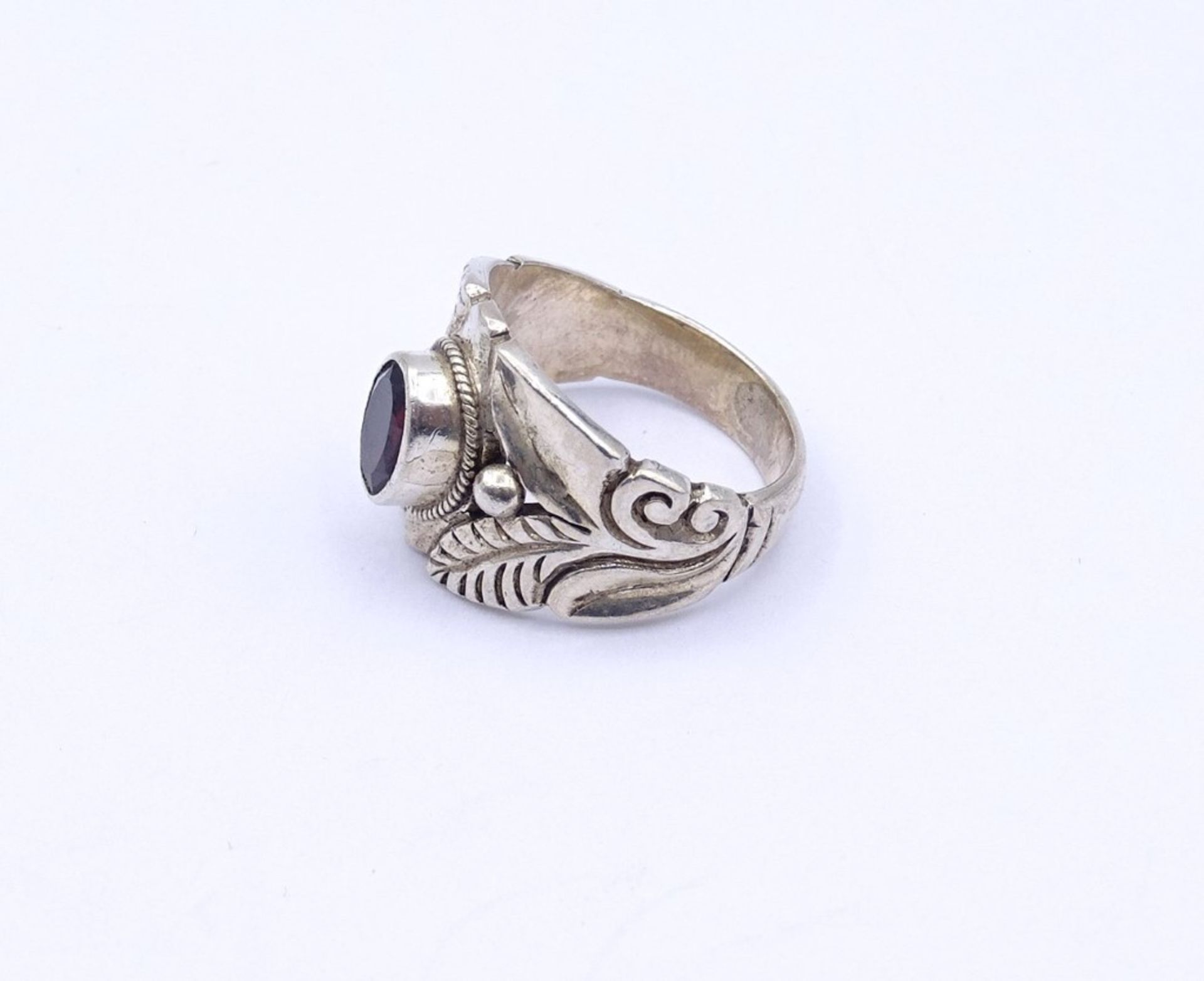 Silber Ring mit einen oval facc. Granat, Silber 0.925, 7,3g. - Bild 3 aus 4