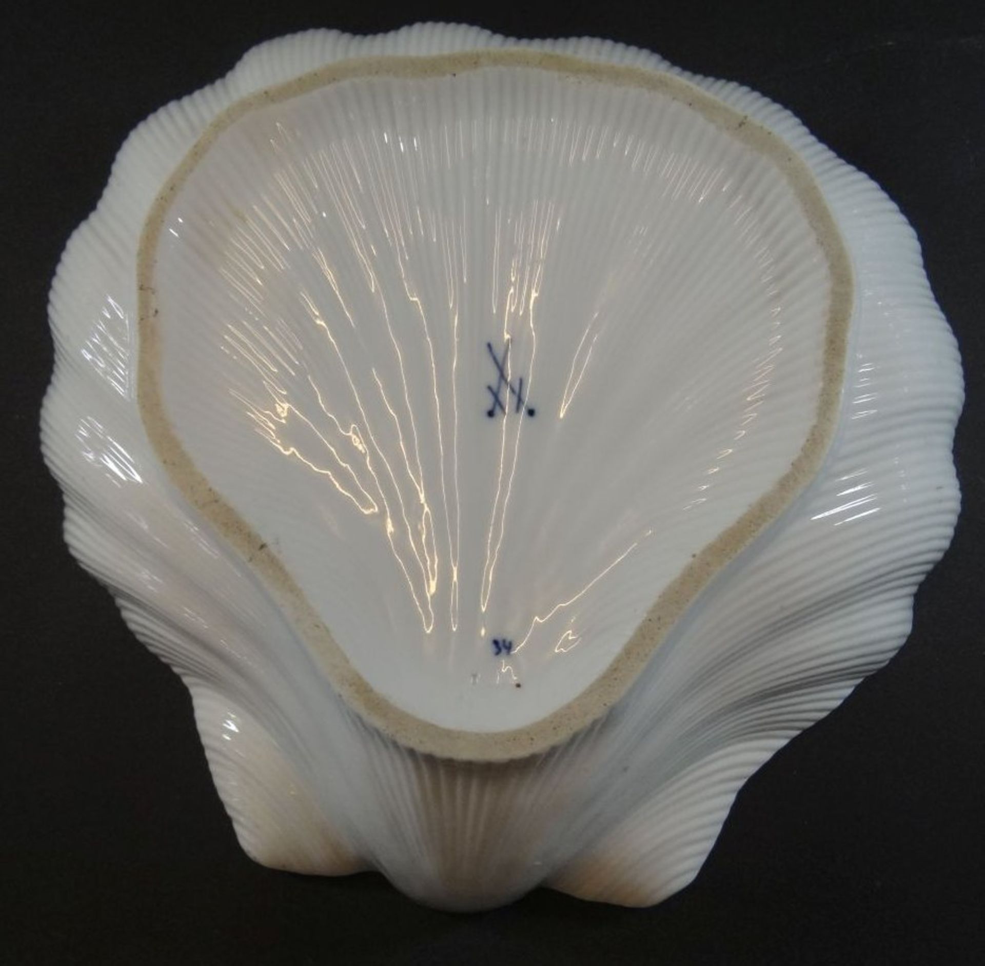 grosse Muschelschale "Meissen" Zwiebelmuster, 1.Wahl, H-6 cm, 24x25 cm, Knaufschwerter 19.Jhd. - Bild 4 aus 5