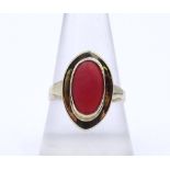 Goldring mit Korallen Cabochon, GG 0.333, 3,1g., RG 61