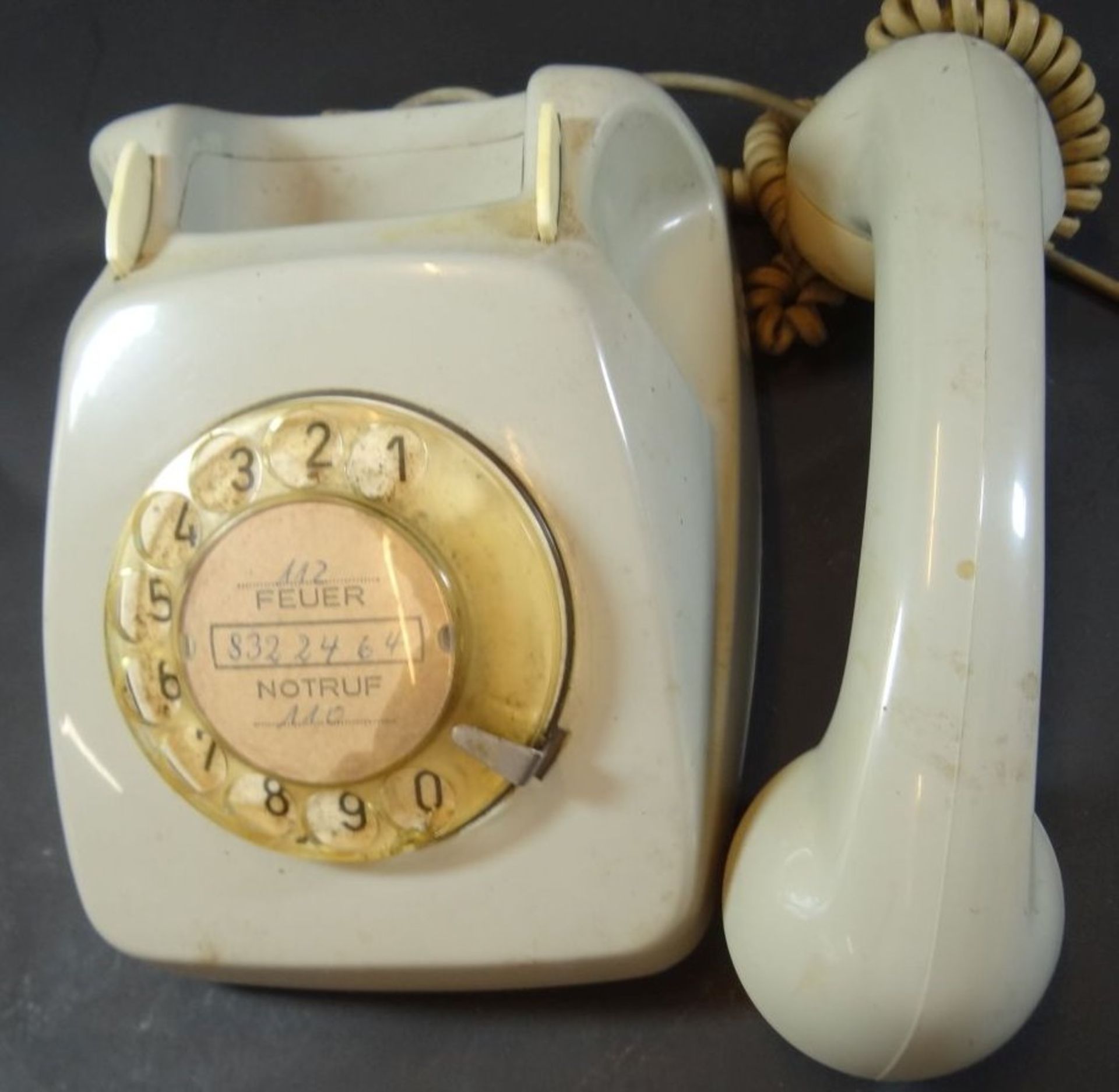 altes Post-Telefon mit Wählscheibe, ungepflegt, 60-er Jahre - Image 2 of 3