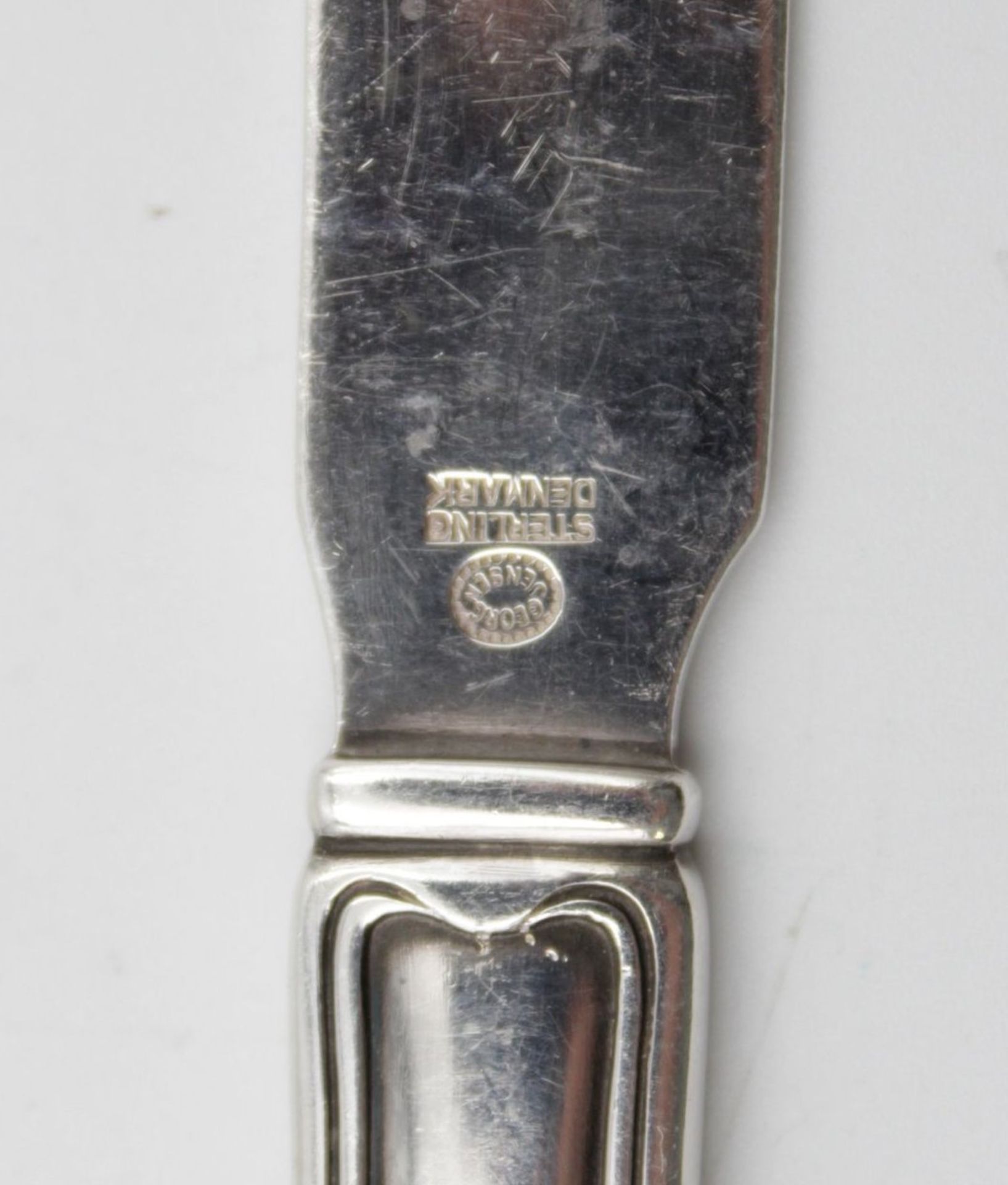 Ein Buttermesser Georg Jensen Fadenmuster , Silber 925 Gewicht 34 gr L-15cm . - Bild 3 aus 3