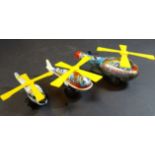 3x Hubschrauber, Blech/Kunststoff, wohl alle Japan, Schwungrad, L-von 9 bis 13 cm